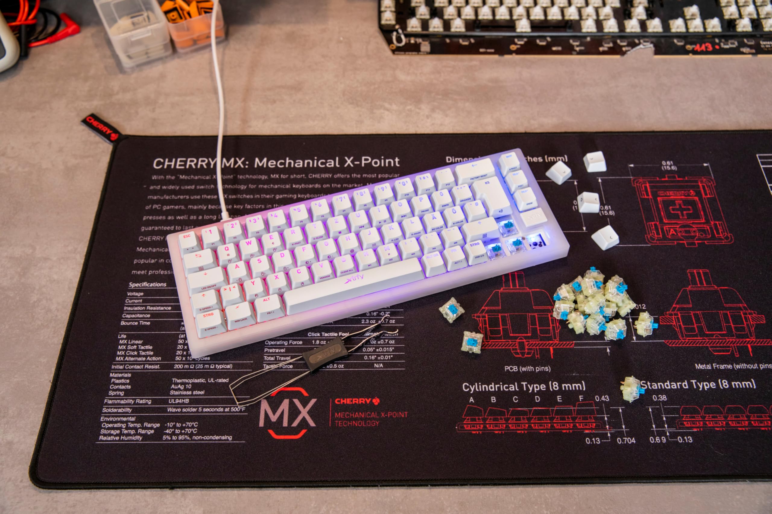 CHERRY MX2A RGB BLUE Switch Kit, 36 Przełączników Mechanicznych, Do Majsterkowania, Hot Swap Lub Klawiatury Do Gier, Przełącznik Dotykowy z Kliknięciem, Głośny i Zauważalny