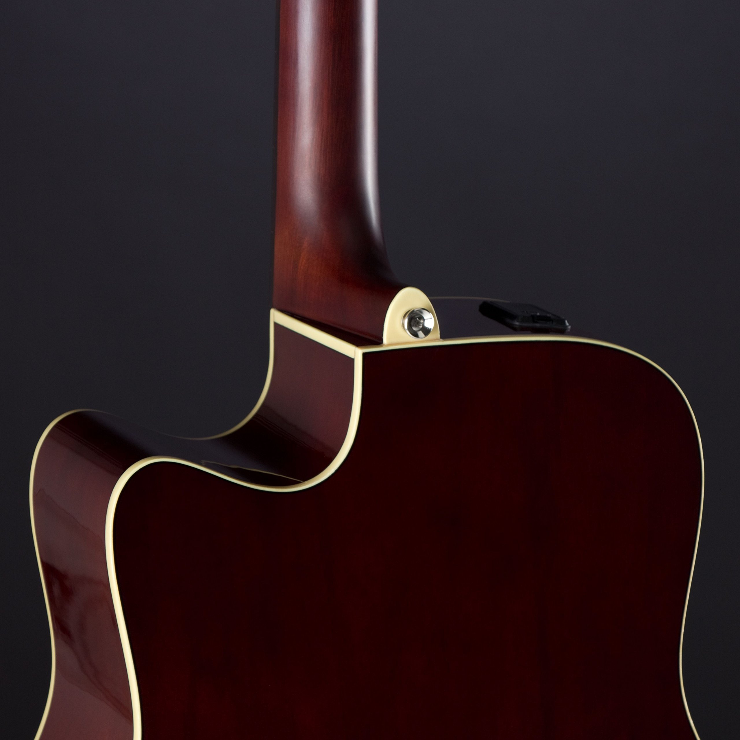 Yamaha FX370C Cutaway Chitarra Elettroacustica Marrone Tabaco