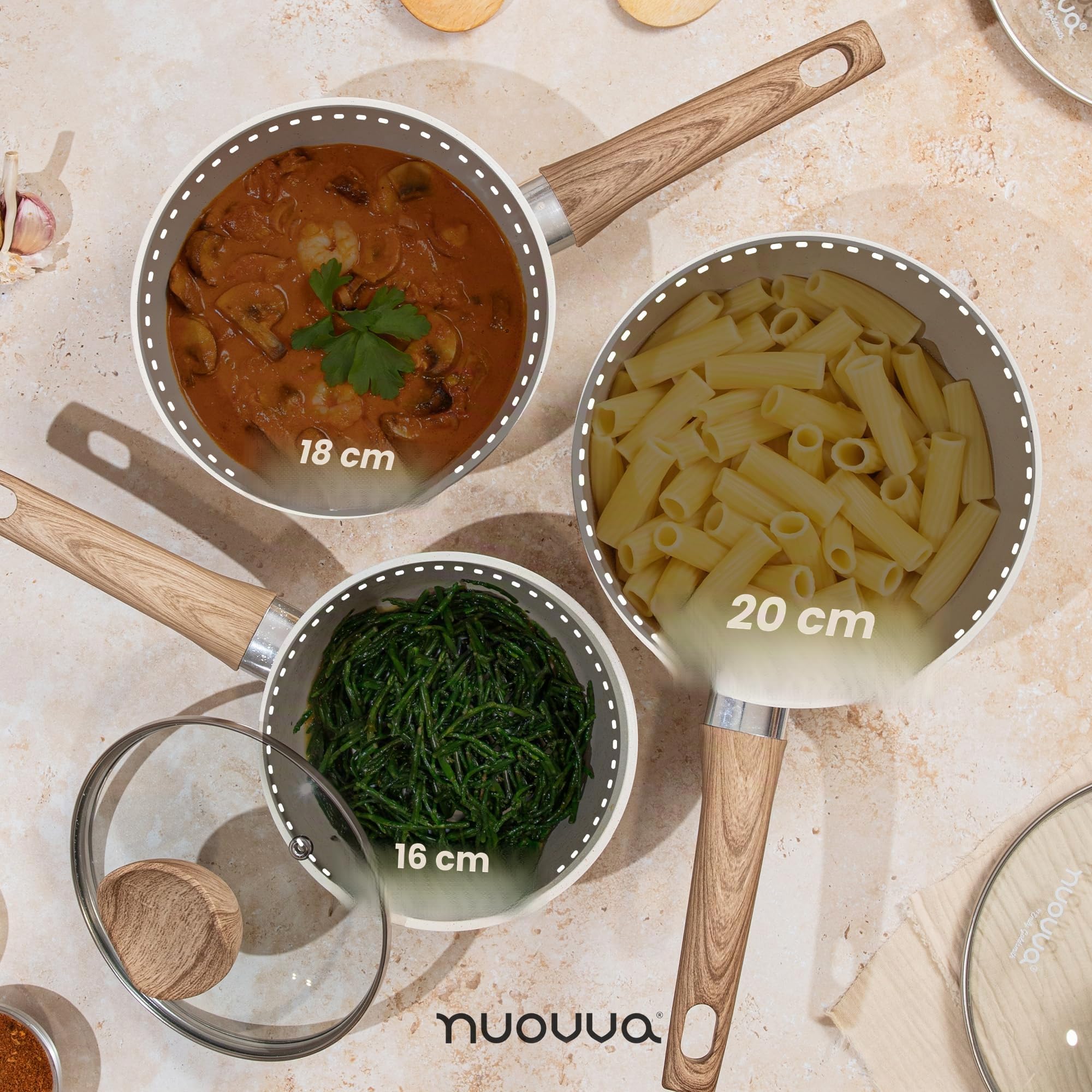 Nuovva Set de Casseroles Antiadhésives – Casserole à Induction avec Couvercle – Set de 3 Casseroles en Granit Crème – 16 cm, 18 cm, 20 cm – Par Nuovva.