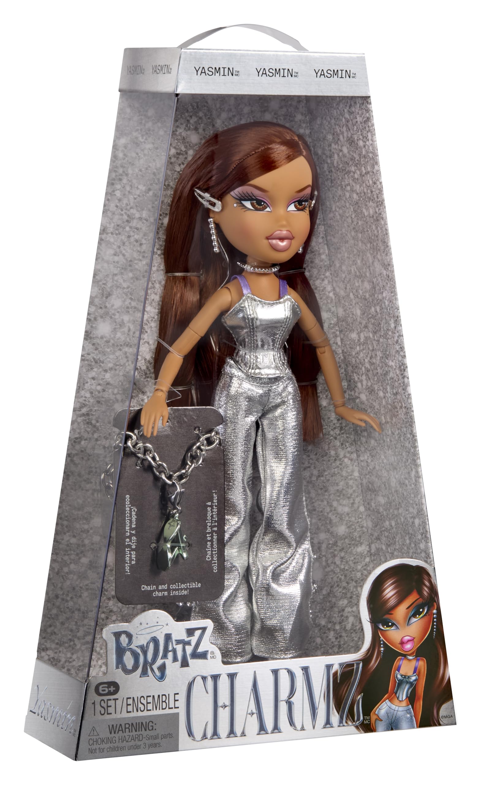 Bratz Charmz Yasmin, Fashion Doll with Collectible Charm Bracelet, Includes Outfit & Accessories