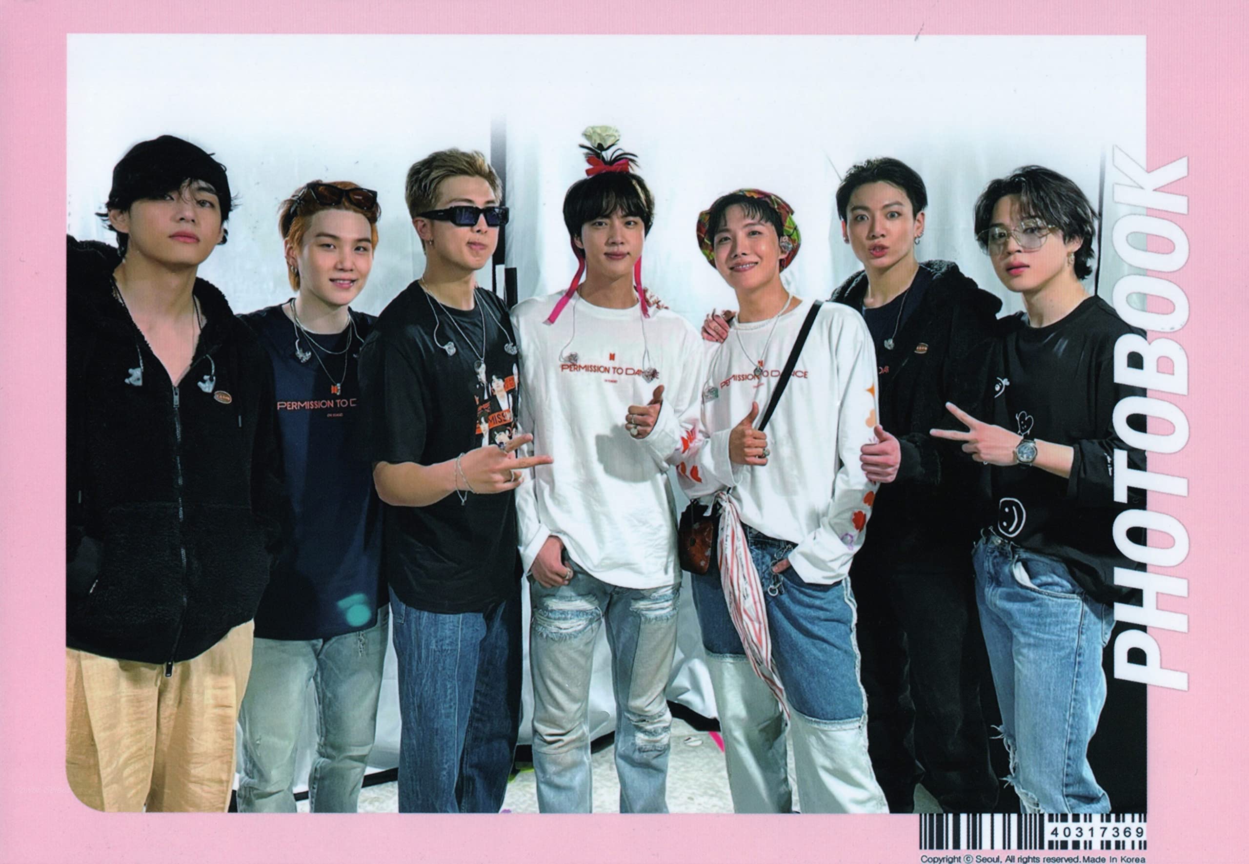 Amazon.co.jp: 防弾少年団 バンタン グッズ 写真集 SPECIAL