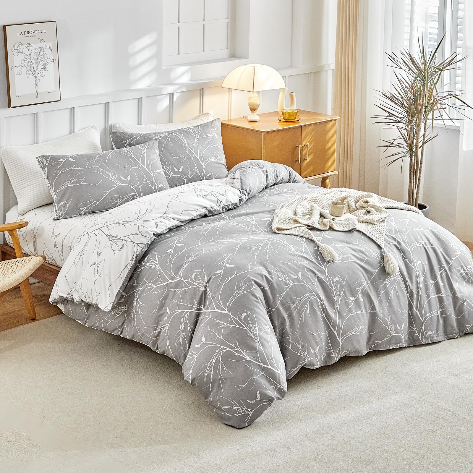 Lekesky Duvet Cover Queen Size with Fitted Sheet 4 Pieces Printed, Grey
