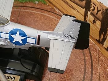 Amazon | P51ムスタング (MUSTANG) 飛行機 ダイキャスト 【1：48