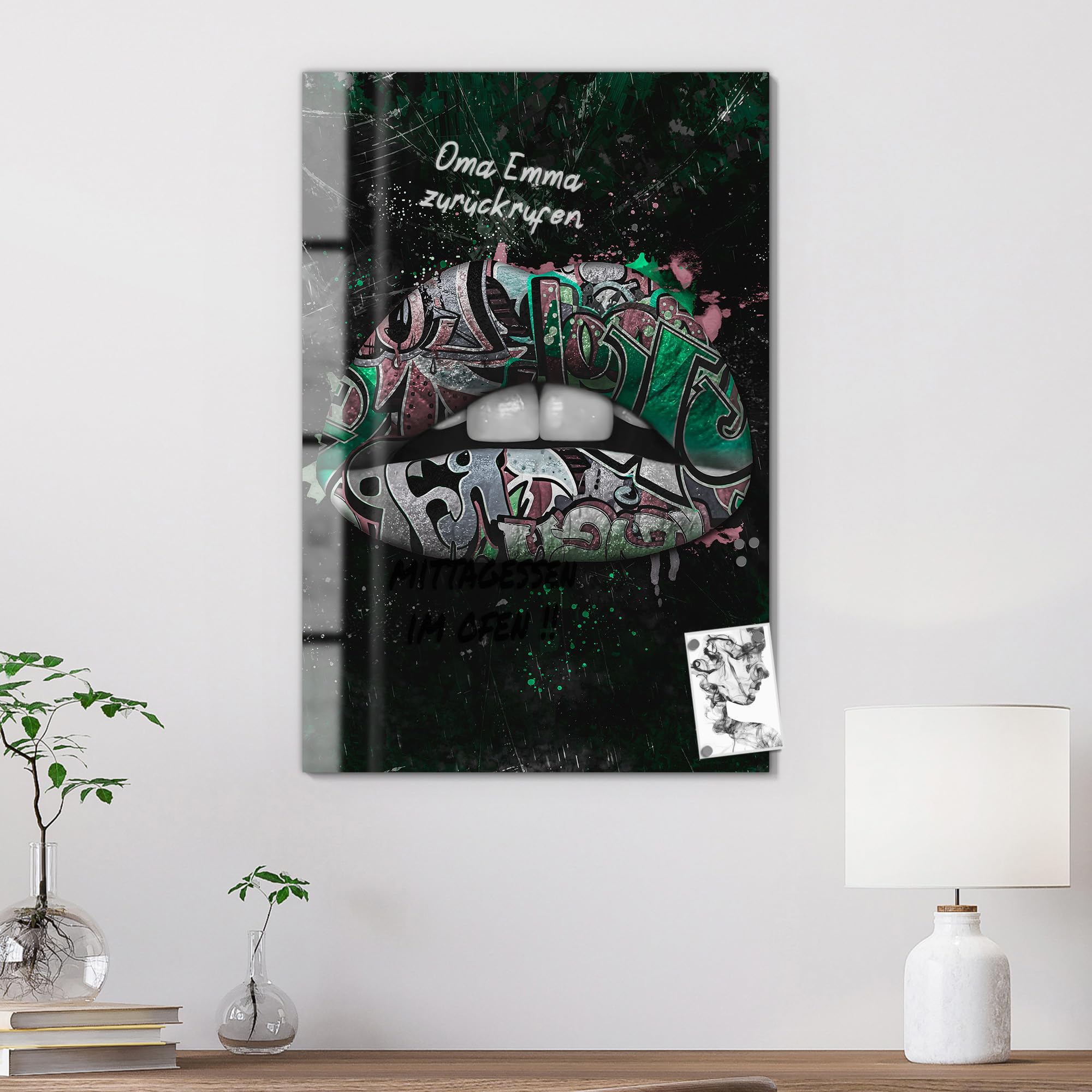 DEQOART Lavagna magnetica in vetro | 60 x 90 cm | motivo "labbra graffiti intensi" | Lavagna magnetica con magneti, penna e panno per cucina e ufficio | Lavagna magnetica e scrivibile