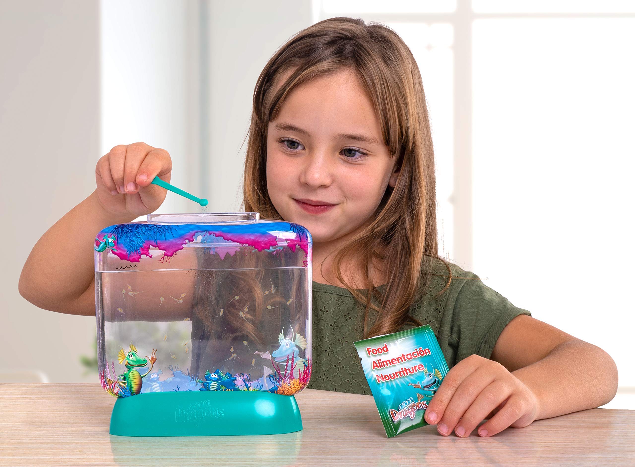 Aqua Dragons Underwater World, kit de juguetes educativos, tanque colorido, eclosiona y cultiva mascotas acuáticas vivas con tanque, huevos, comida, cuchara, para niños de 6 años en adelante.