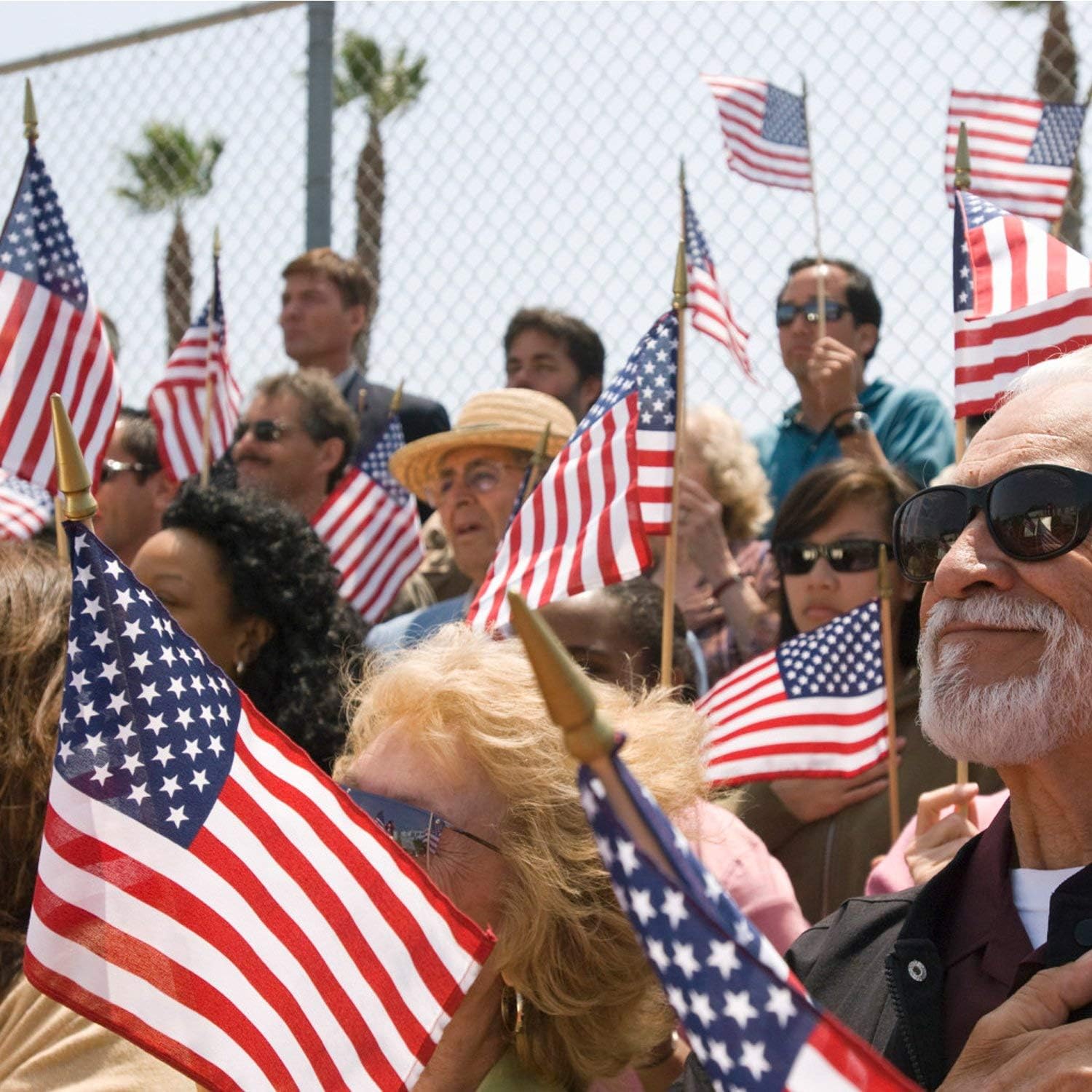 Xibaeu Small American Flags on Stick 5x8 Inch/Small US Flags/Handheld American Wooden Stick Flag- July 4th Decoration, Veteran Party, Grave Marker, etc. (12 Pack)