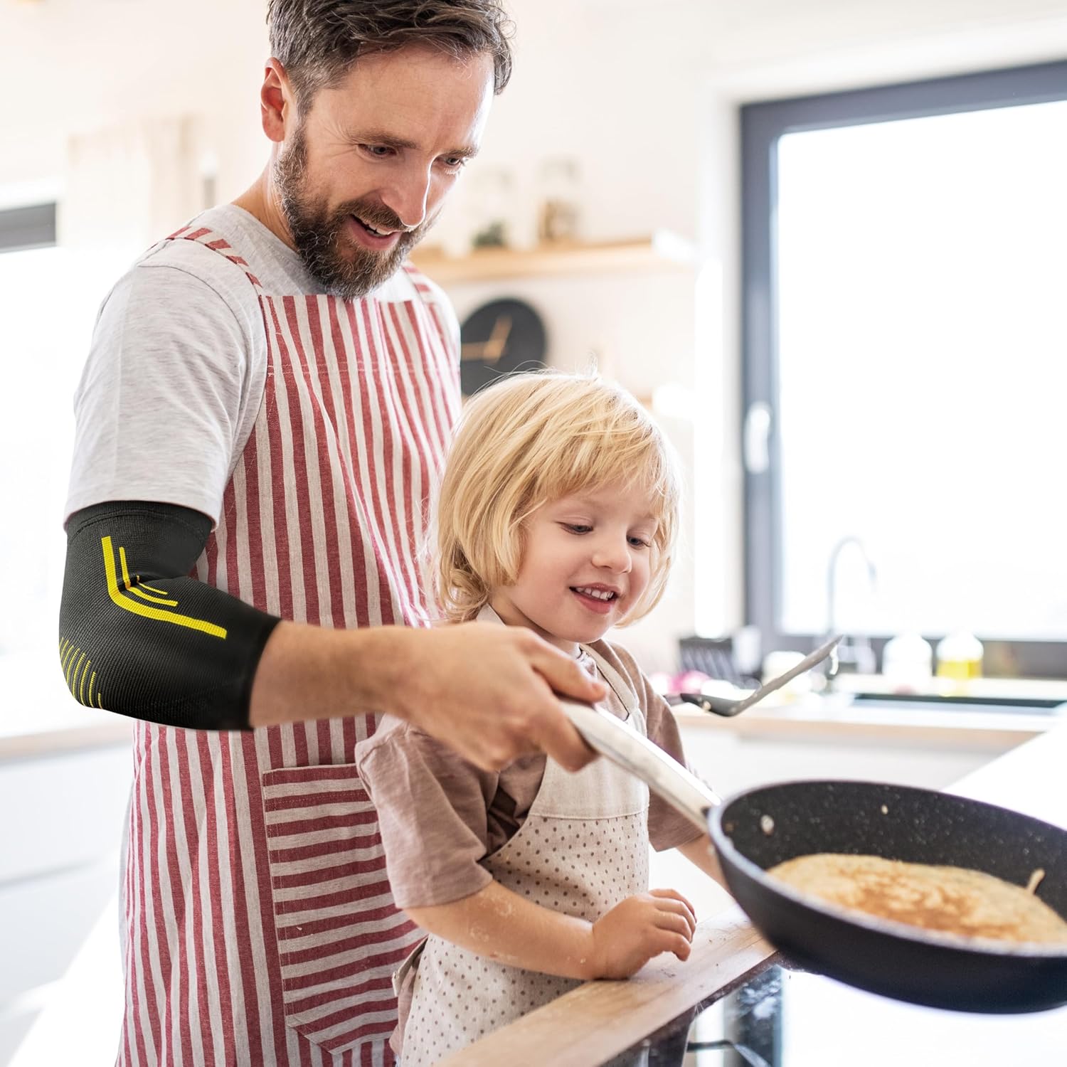 Bracoo 2 Pack Elbow Brace Compression Support Sleeve for Tendonitis Pain Relief Men & Women, Tennis Elbow, Golf Elbow, Weightlifting, EE92