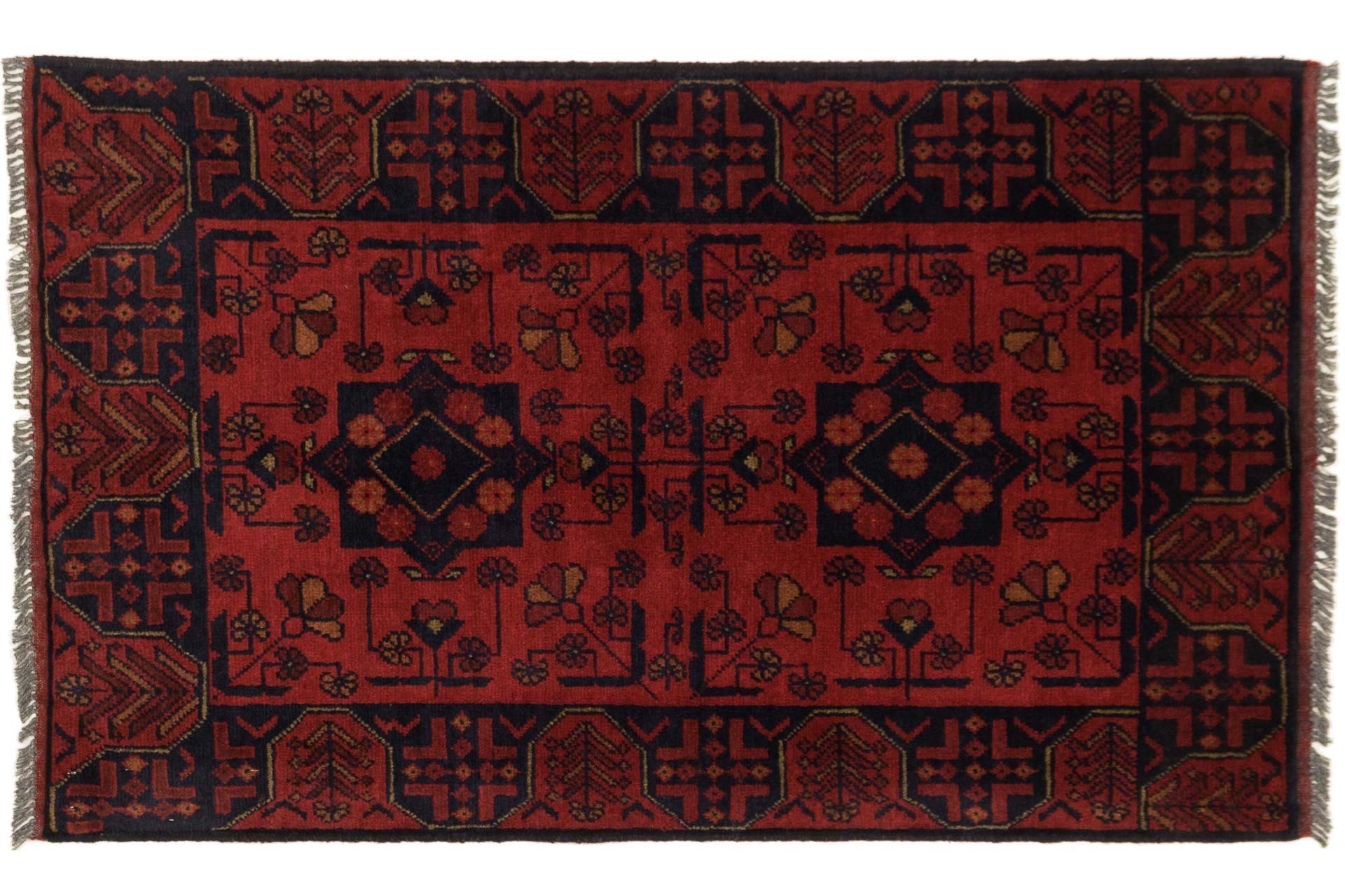 Tapis Khan Mohamadi en laine pour réchauffer le sol de votre salon