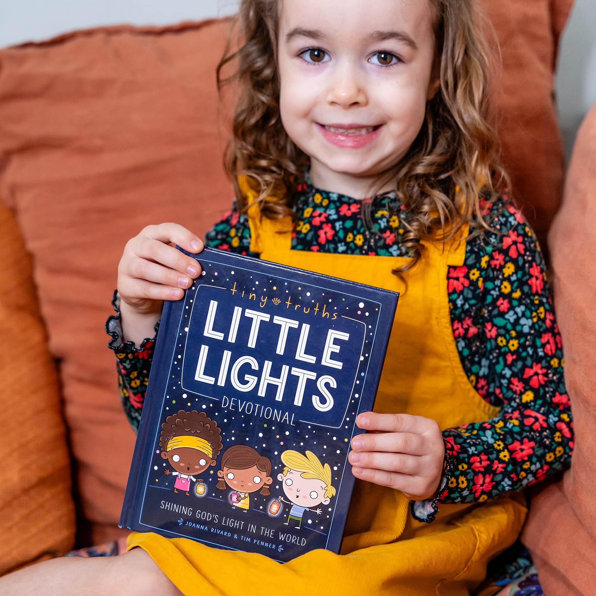 Tiny Truths Little Lights Devotional: Shining God's Light in the World - Image 10