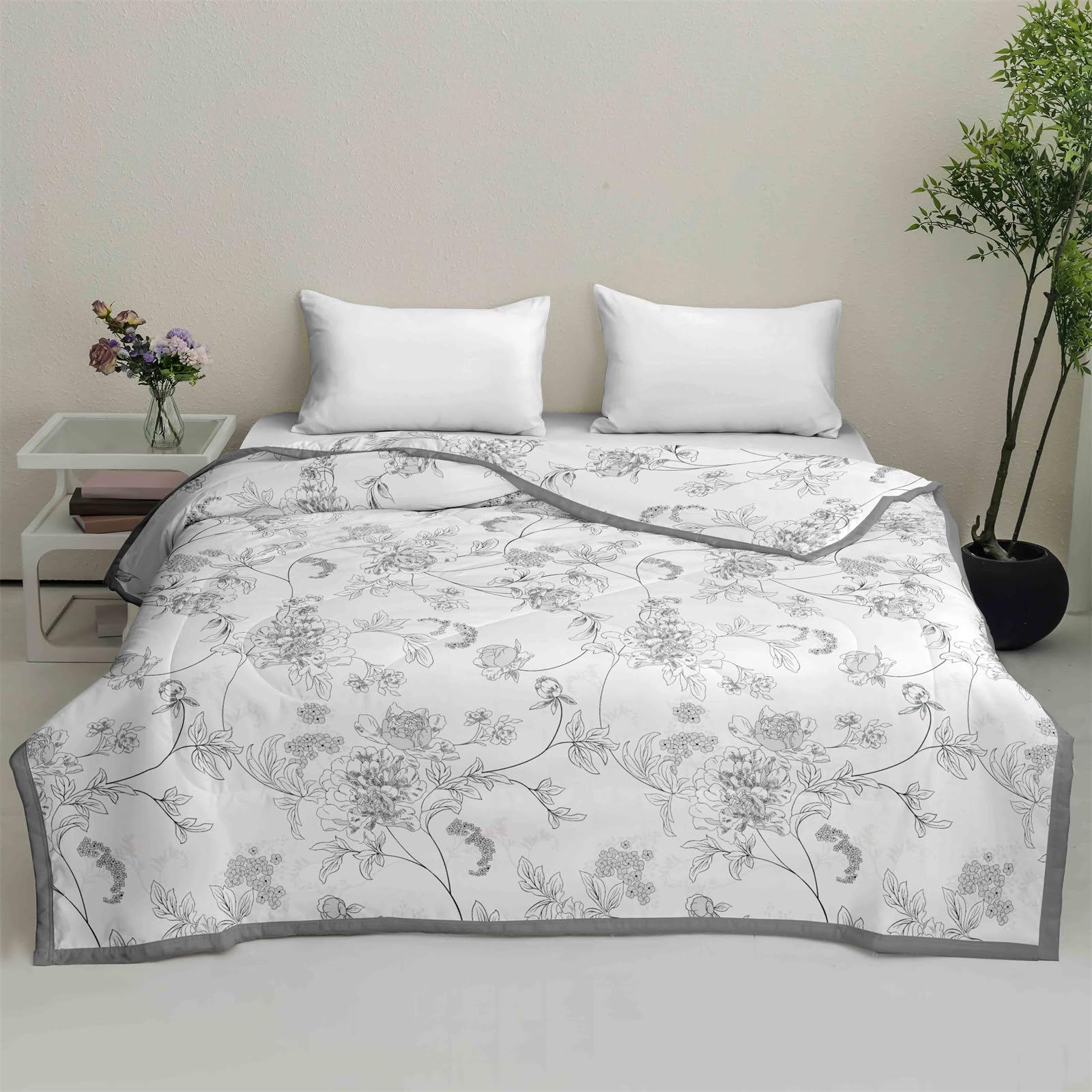 Odot Coverless Duvet 4.5 Tog for Single Double King Size, Summer Duvet No Cover Cosy and Lightweight Quilt Breathable Bedspreads Quilted Throw for Beds (Gray plant,220 * 260cm)