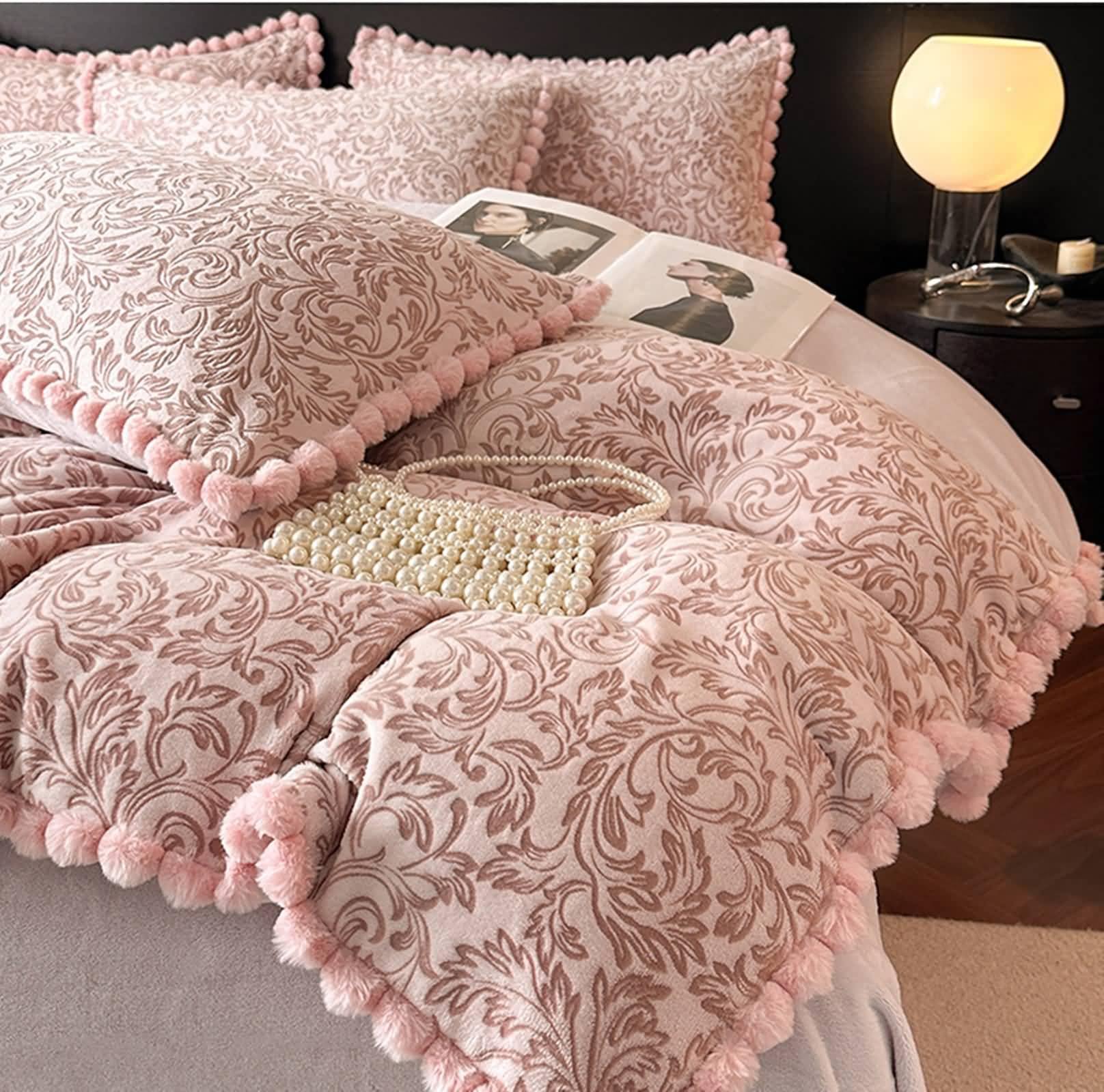 4-częściowy zestaw pościeli na łóżko 180 cm, poszwa na kołdrę 200 x 230 cm, prześcieradło z gumką 180 x 200 cm i 2 poszewki na poduszkę, wzór liści, mikrofibra, poliester, różowy