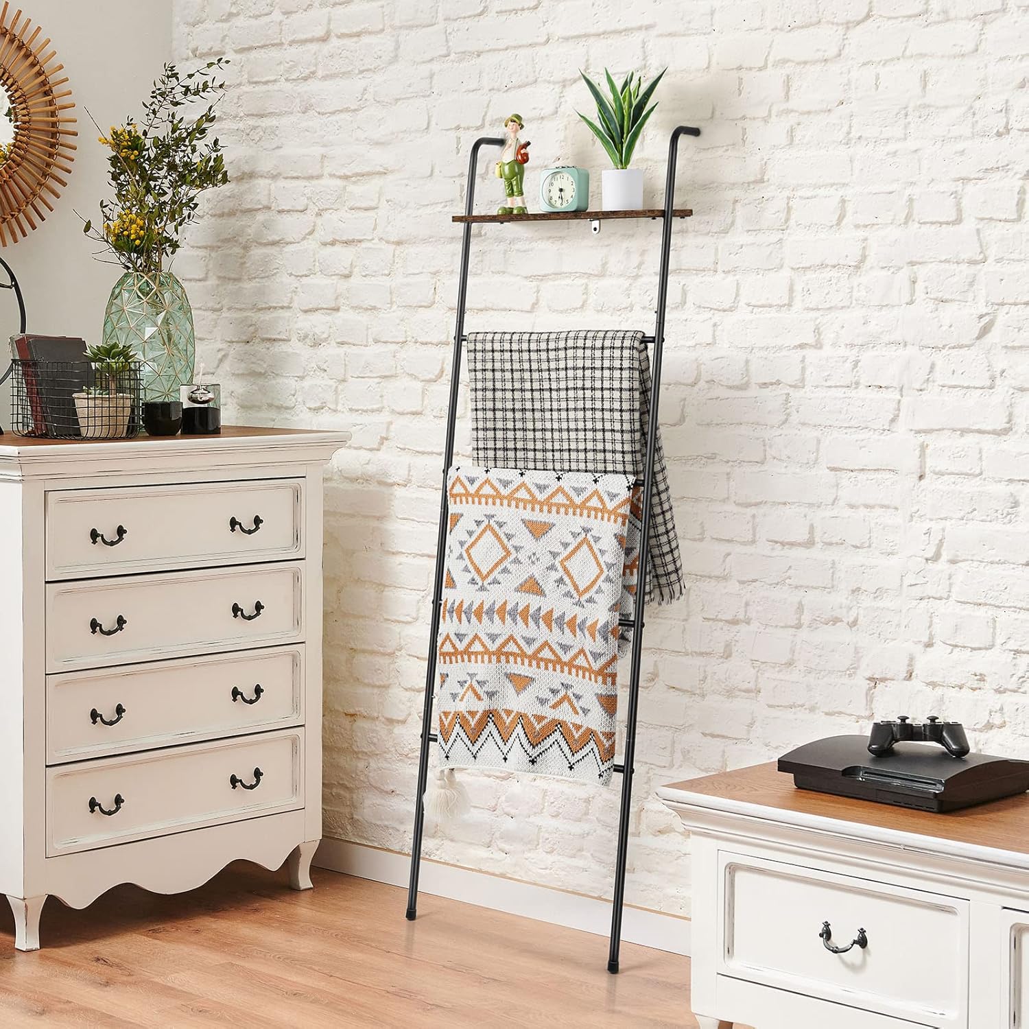 Blanket Ladder Holder for Living Room Farmhouse Decorative Ladder Holder with Storage Shelf, Wall Leaning Quilt Towel Rack for Bathroom, Bedroom, Rustic Home Decor, Black