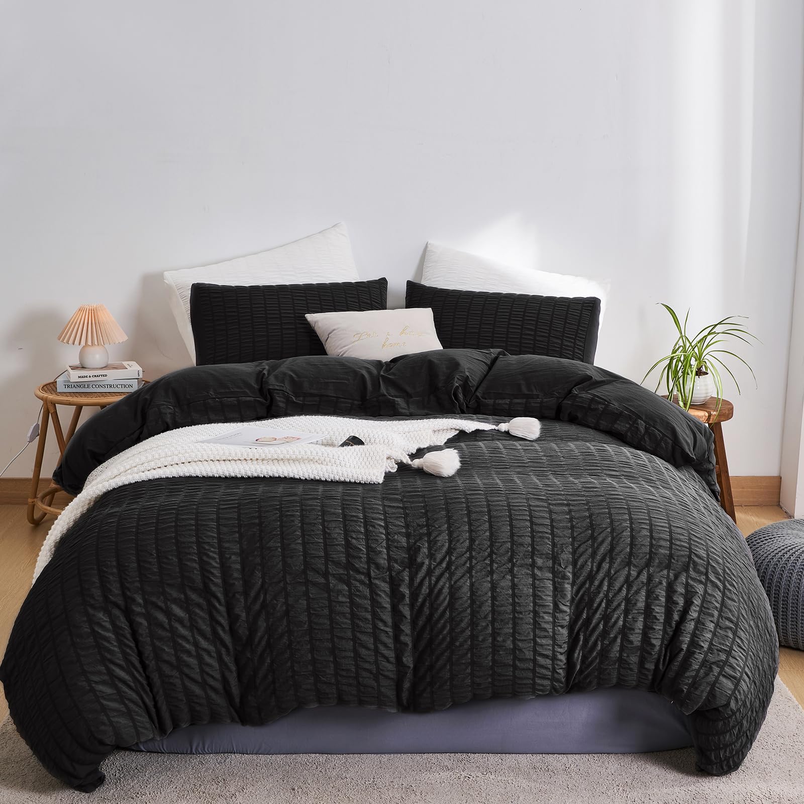 DuShow King Size Duvet Cover Set, Textured Black, Seersucker Pattern, Soft Breathable Bedding With Zipper