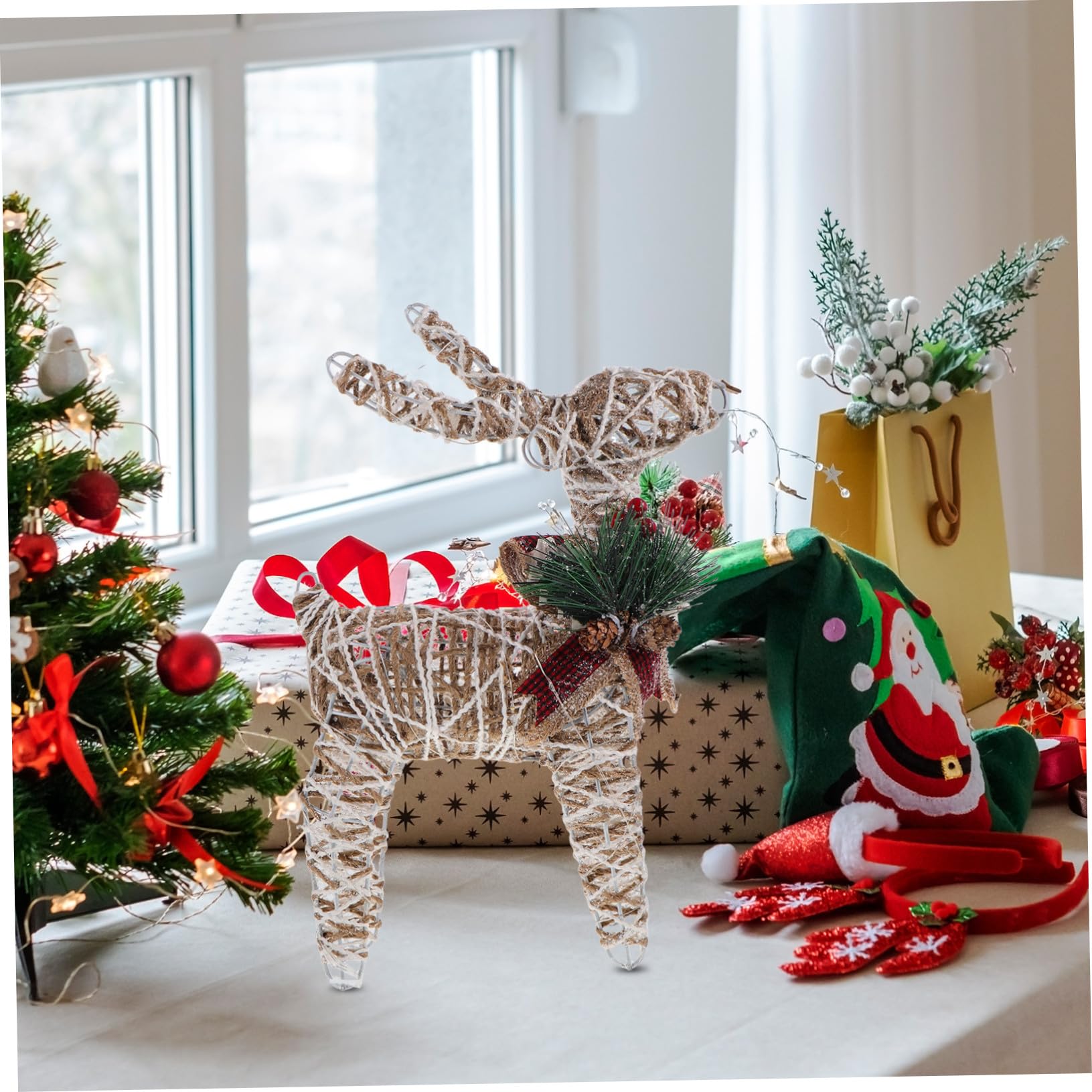 OUNONA Statuette di Cervi Natalizi in Ferro Decorazione Forma di Renna Luci LED Calde Centrotavola per Interni Esterni Design per Esposizioni Festive