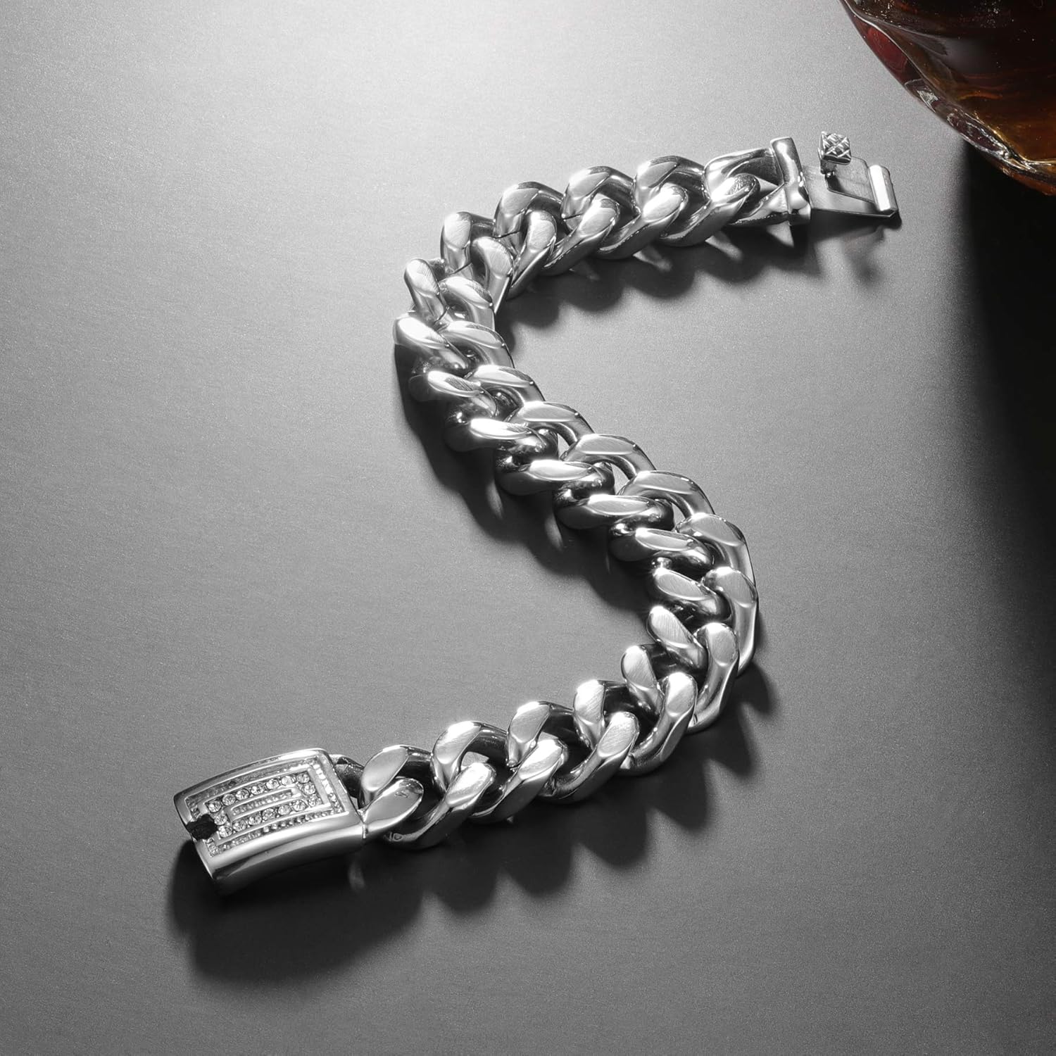 ROWIN&CO Cuban Link Bracelet Mens Silver White 15mm Thick Stainless Steel Curb Chain Bracelet, Hip hop Jewelry Wrist Chain, with Diamond Clasp, 8-9 inch.