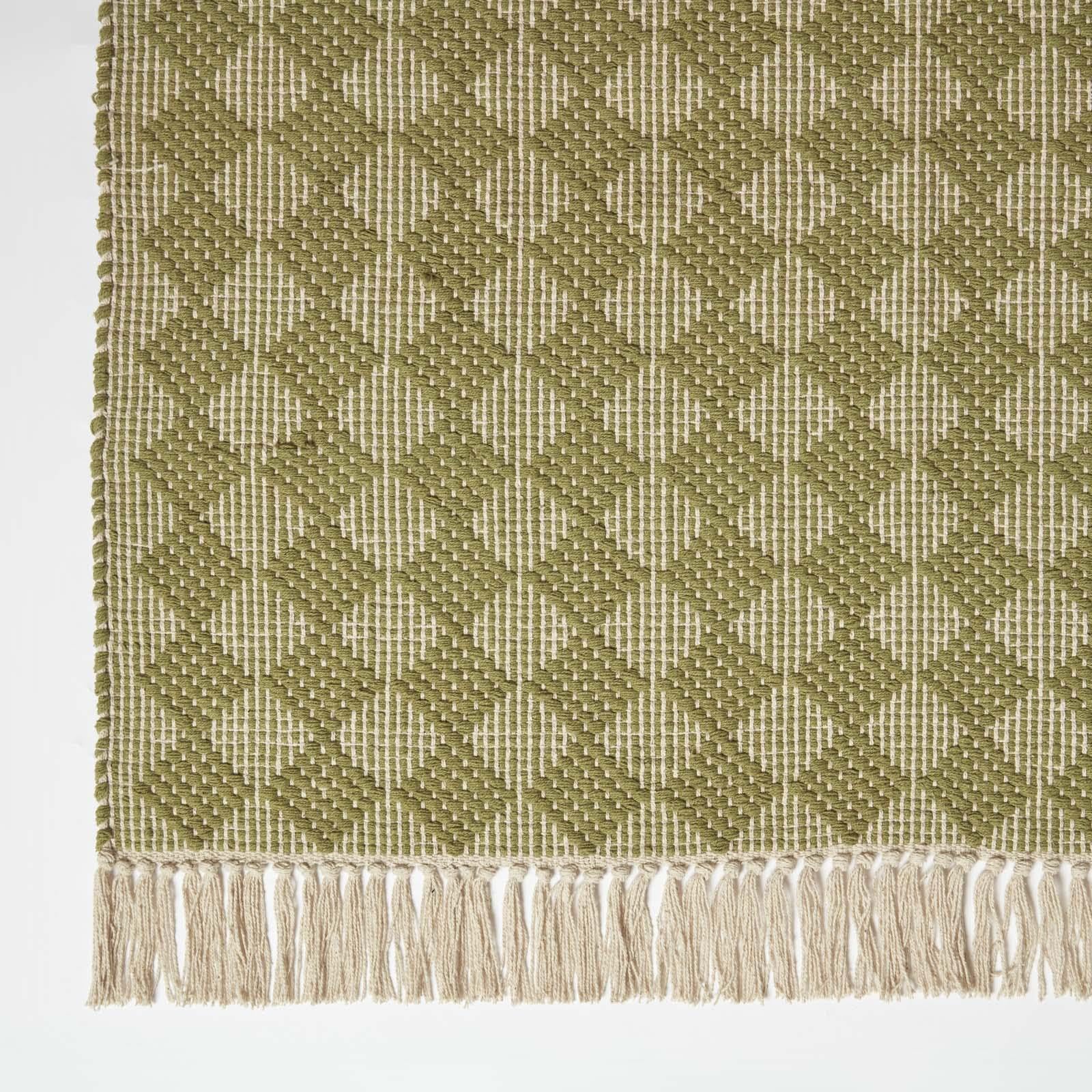 HOMESCAPES Tapis Vert en Coton Lima, Tapis rectangulaire 120x170 cm, Tapis géométrique à Franges