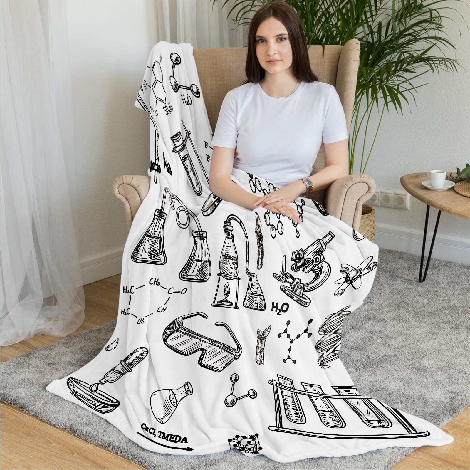 Domgoge Science Throw Blanket Cozy Soft Hand Drawn Style Chemistry Fleece Flannel Blankets Education Laboratory Illustration Formulas 130x152 cm - Image 4