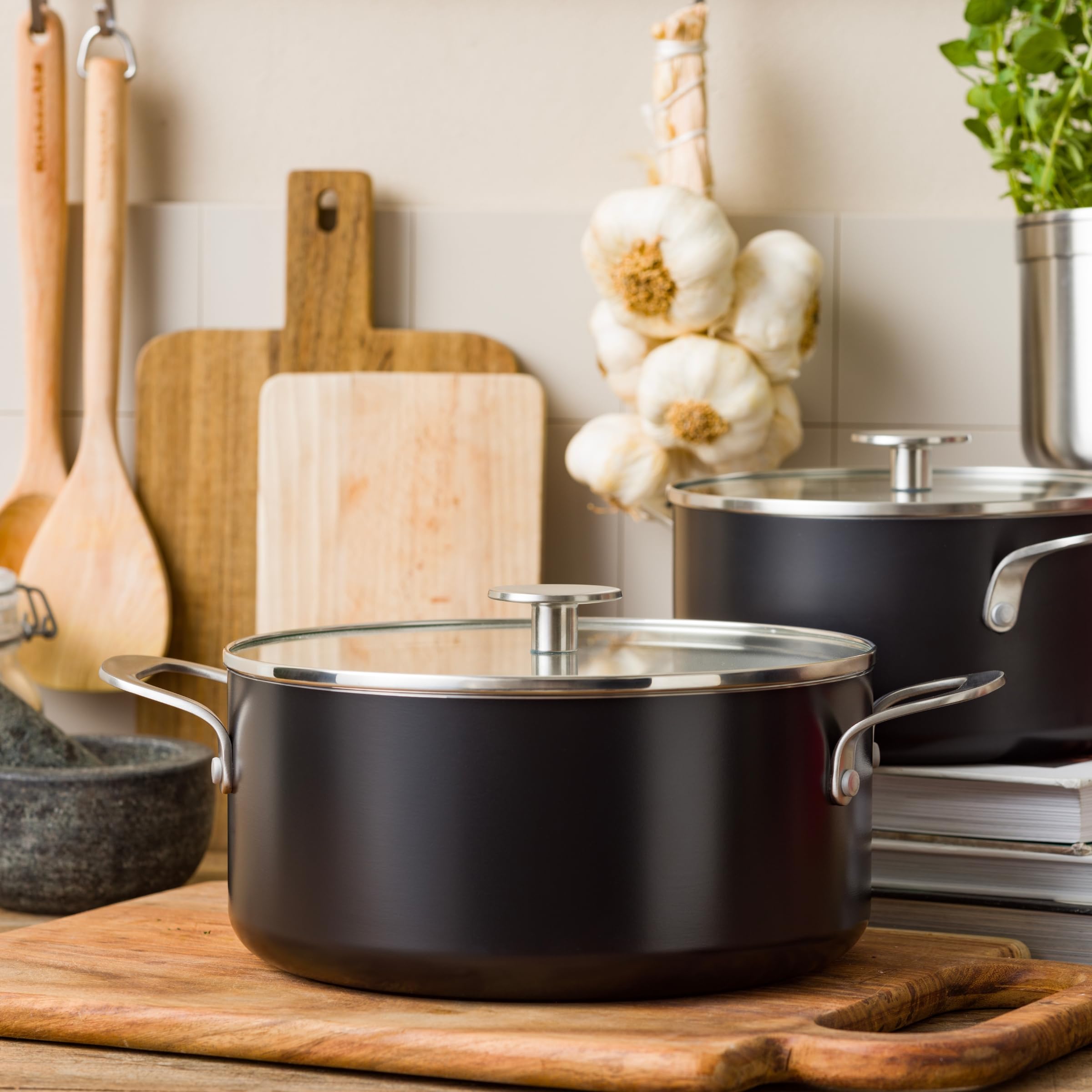 KitchenAid Pirofila in ceramica antiaderente in alluminio, 20 cm/3,11 l, senza PFAS, a induzione, adatta al forno, nero