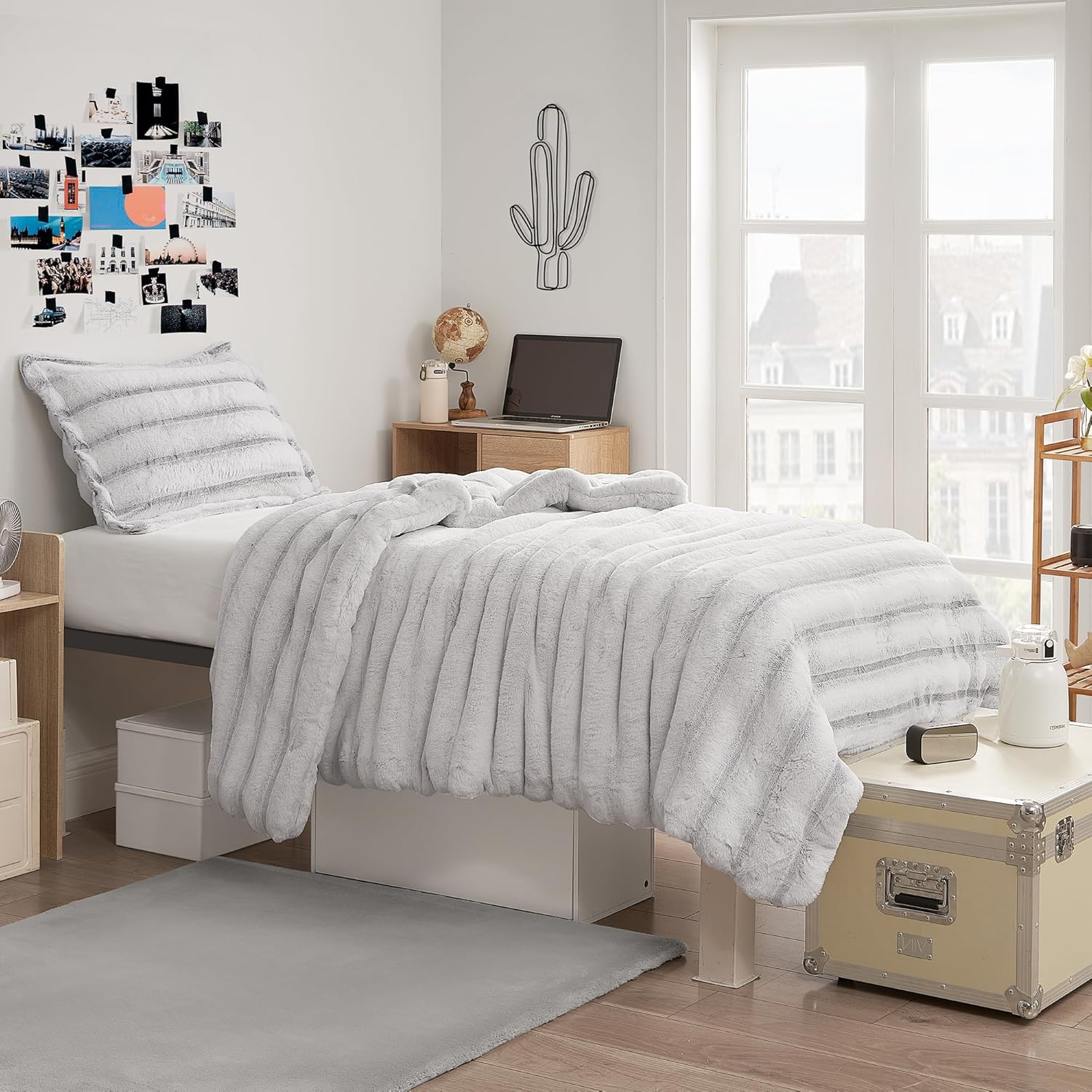 Byourbed Jelly Rolls Chunky Bunny - Coma Inducer® Oversized King Comforter - Snowy Black