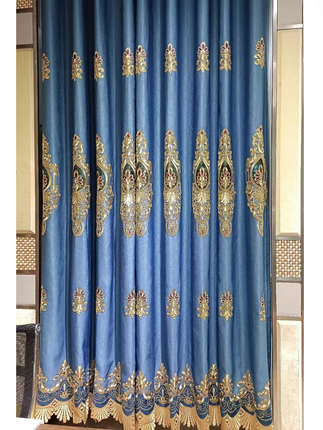 4)106番-刺繍入れ高級カーテン　ライトブルー Amazon｜AZIMUZIXI ブルー ヨーロピアンスタイル 刺繍 ハーフ遮光