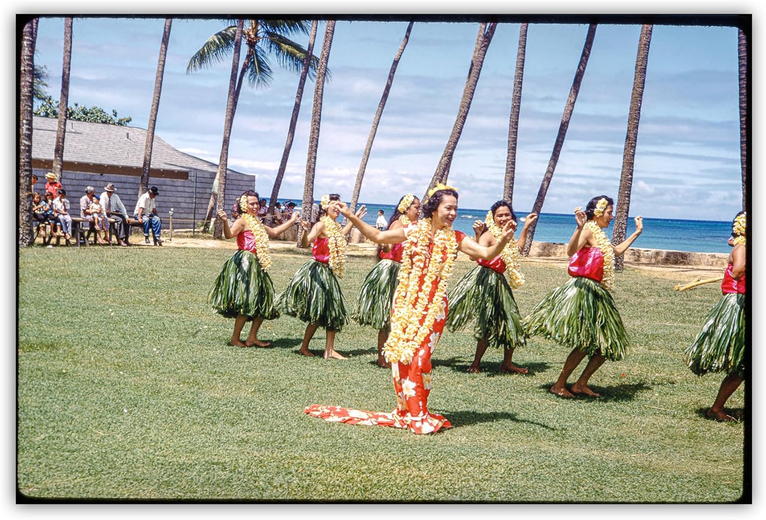 Vintage Hawaii Hula Dancers Photograph – 1950s Oahu Island Art Print | Hawaiian Culture Wall Décor for Home or Office