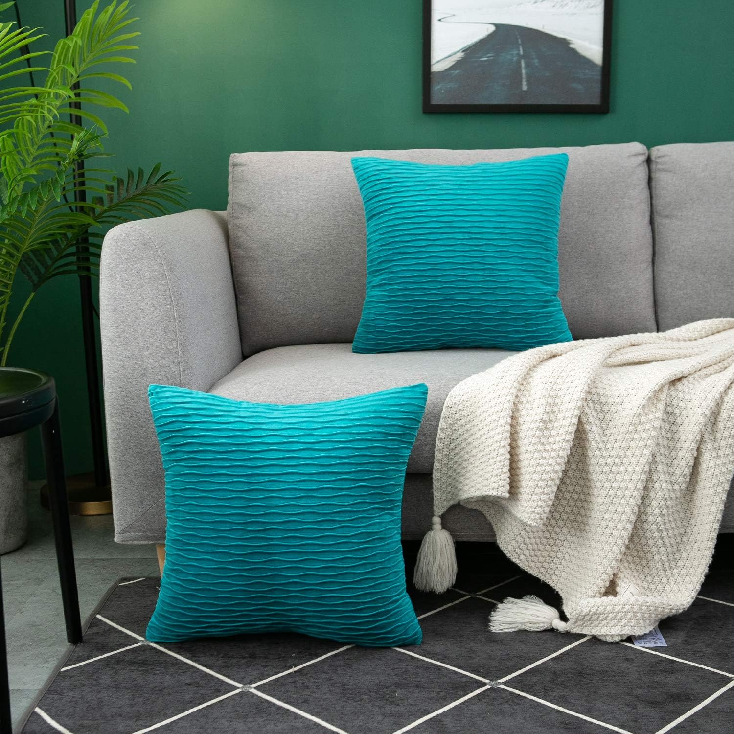 Throw Pillow Covers Velvet Blue Pillow Covers Decorative Pillow Covers for Farmhouse Couch Bed Sofa