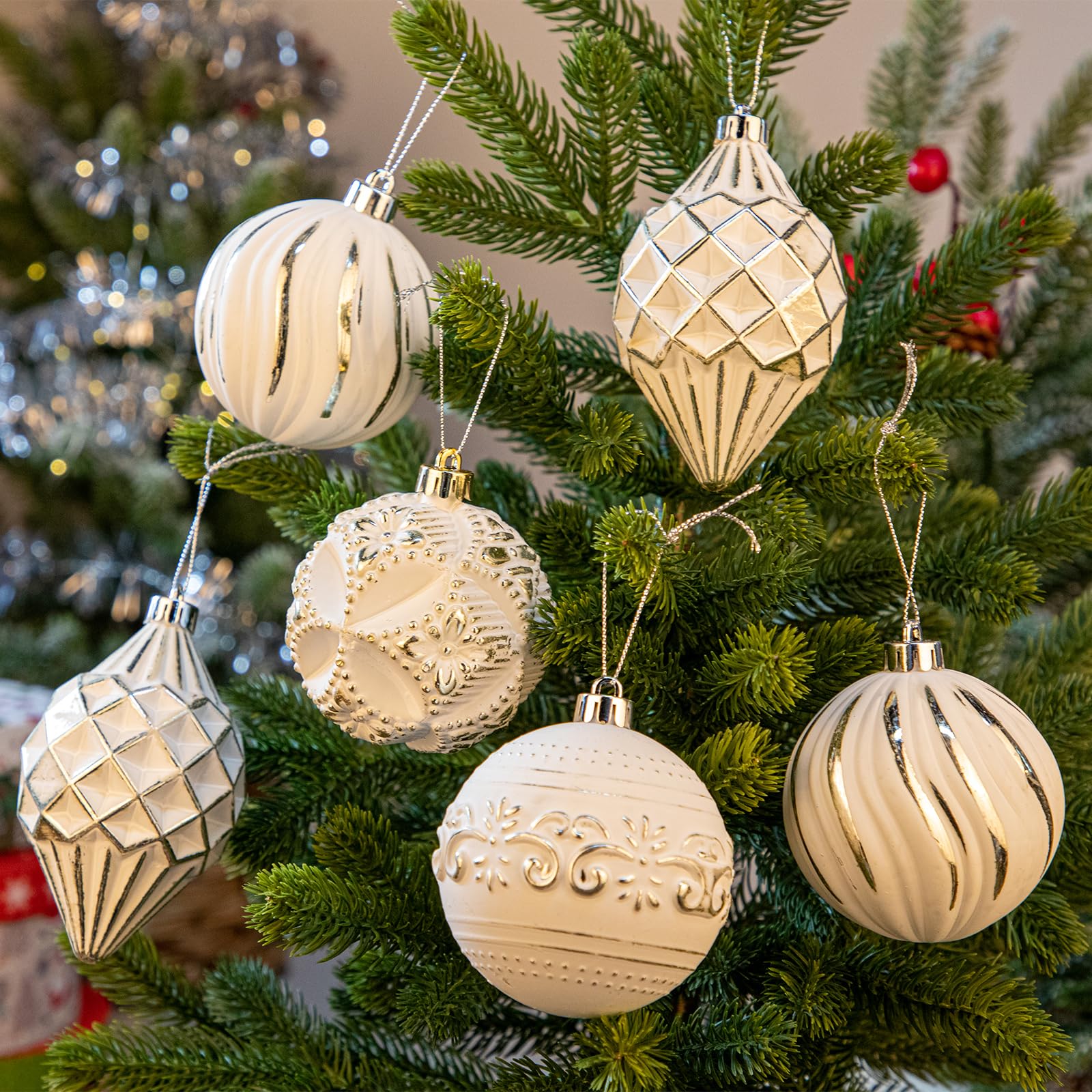 Oairse Lot de 16 boules de Noël incassables peintes à la main avec plusieurs tailles et motifs pour sapin de Noël, décoration de fête de Thanksgiving, champagne