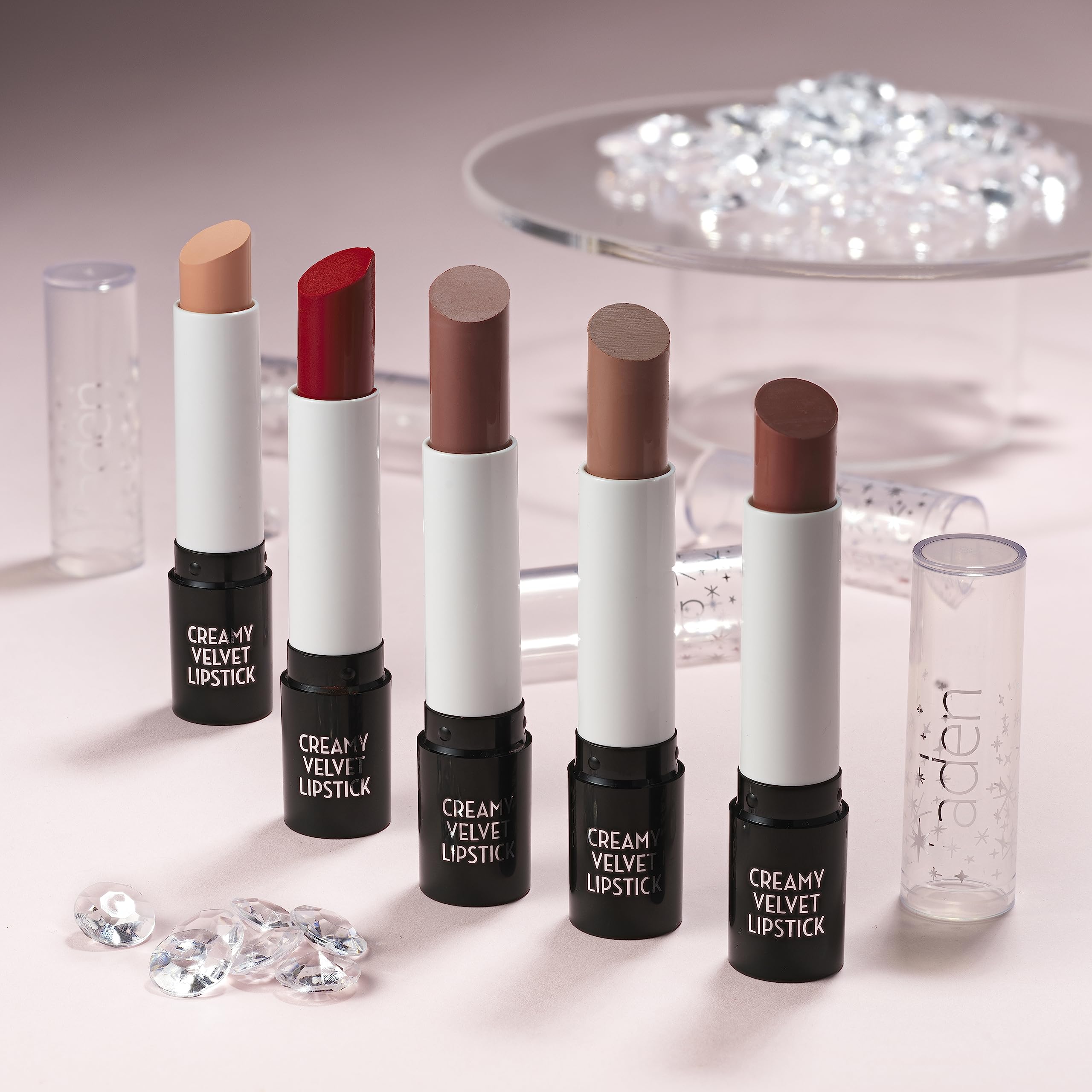 Aden Cosmetics crème ciblée pour utilisateurs recherchant confort et finition pour un confort durable avec texture légère