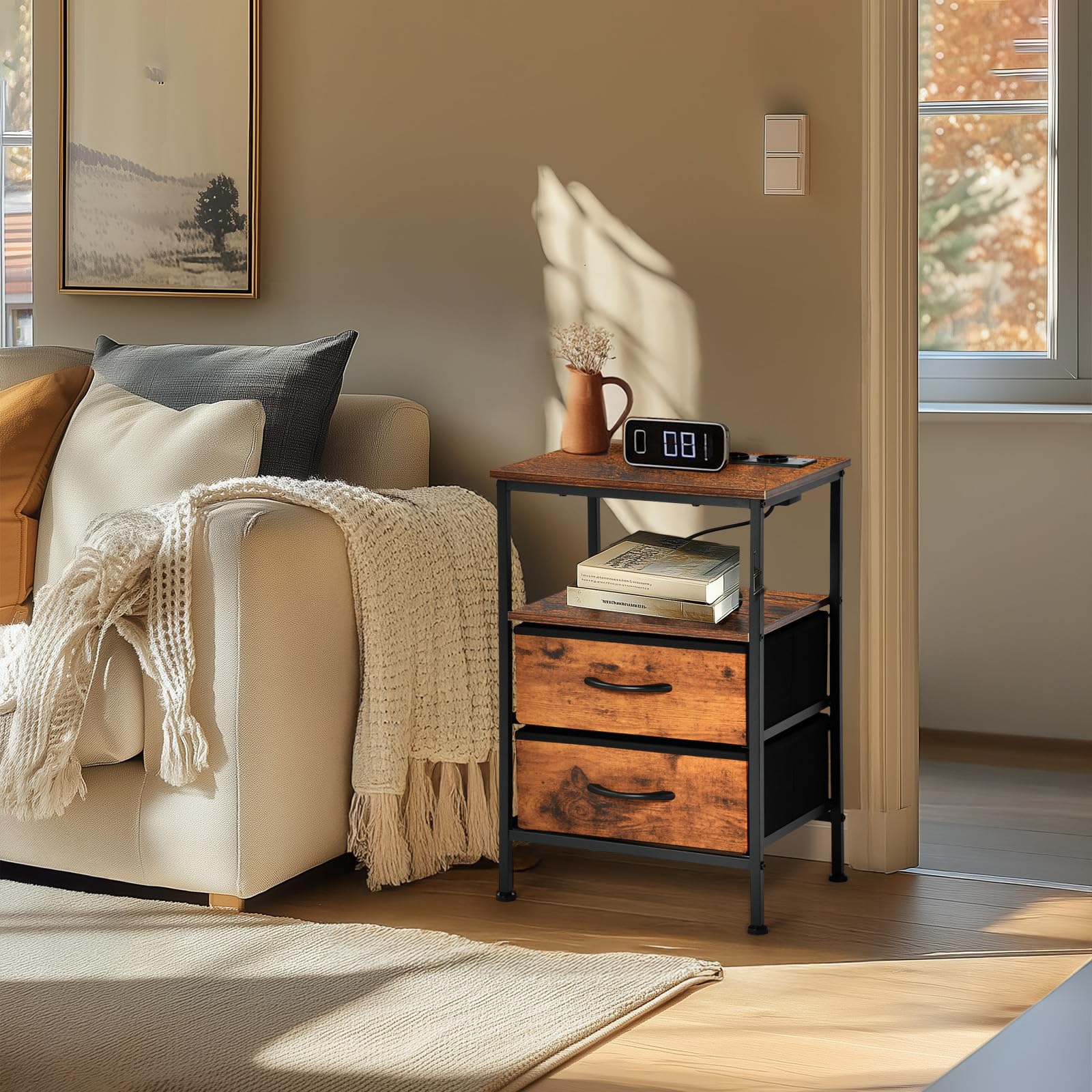EGGREE Table de Chevet avec Station de Charge USB et Tiroirs en Tissu, Étagère,avec Ports USB et Prises de Courant, pour Chambre, Hôtel, Appartement, Petits Espaces. Marron Vintage