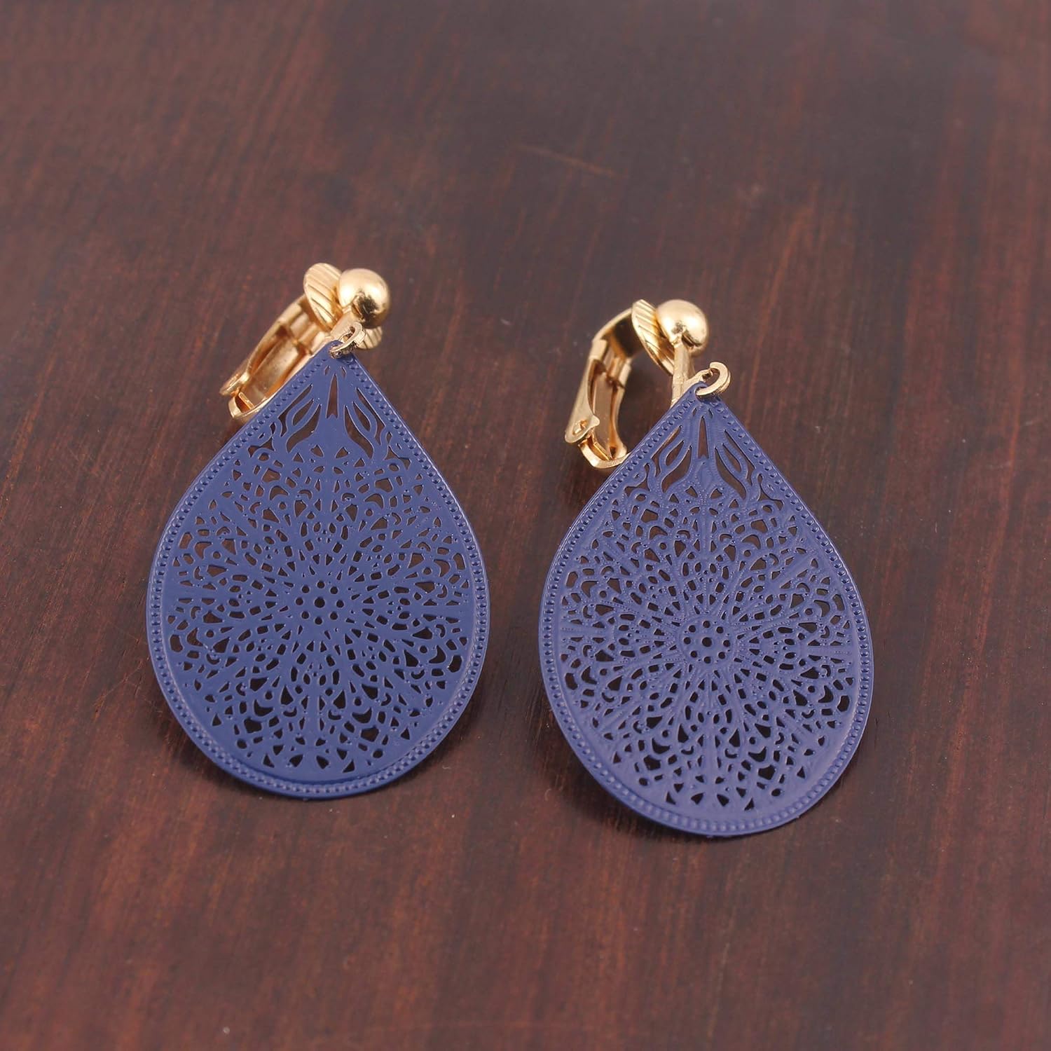 Carving Clip On Earrings for Women Lightweight Teardrop Leaf No Pierced Earrings