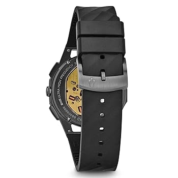 Bulova クロノグラフ 時計 黒金（かいとさん専用） Amazon.co.jp: Bulova カーブクロノグラフブラックとチタン