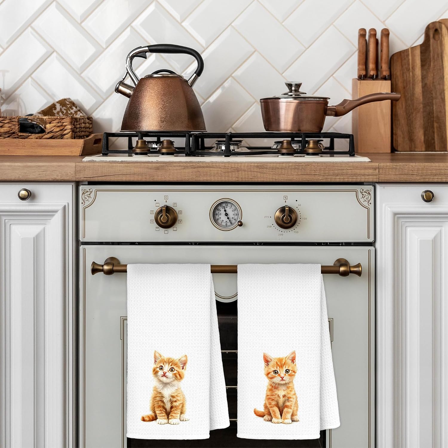 Orange Cat Gifts Kitchen Dish Towels, Orange Tabby Cat Lover Mom Lady Gifts, Cute Kitten Kitty Pet Decorative Hand Tea Towels for Bathroom, 16x24 Inch Set of 2