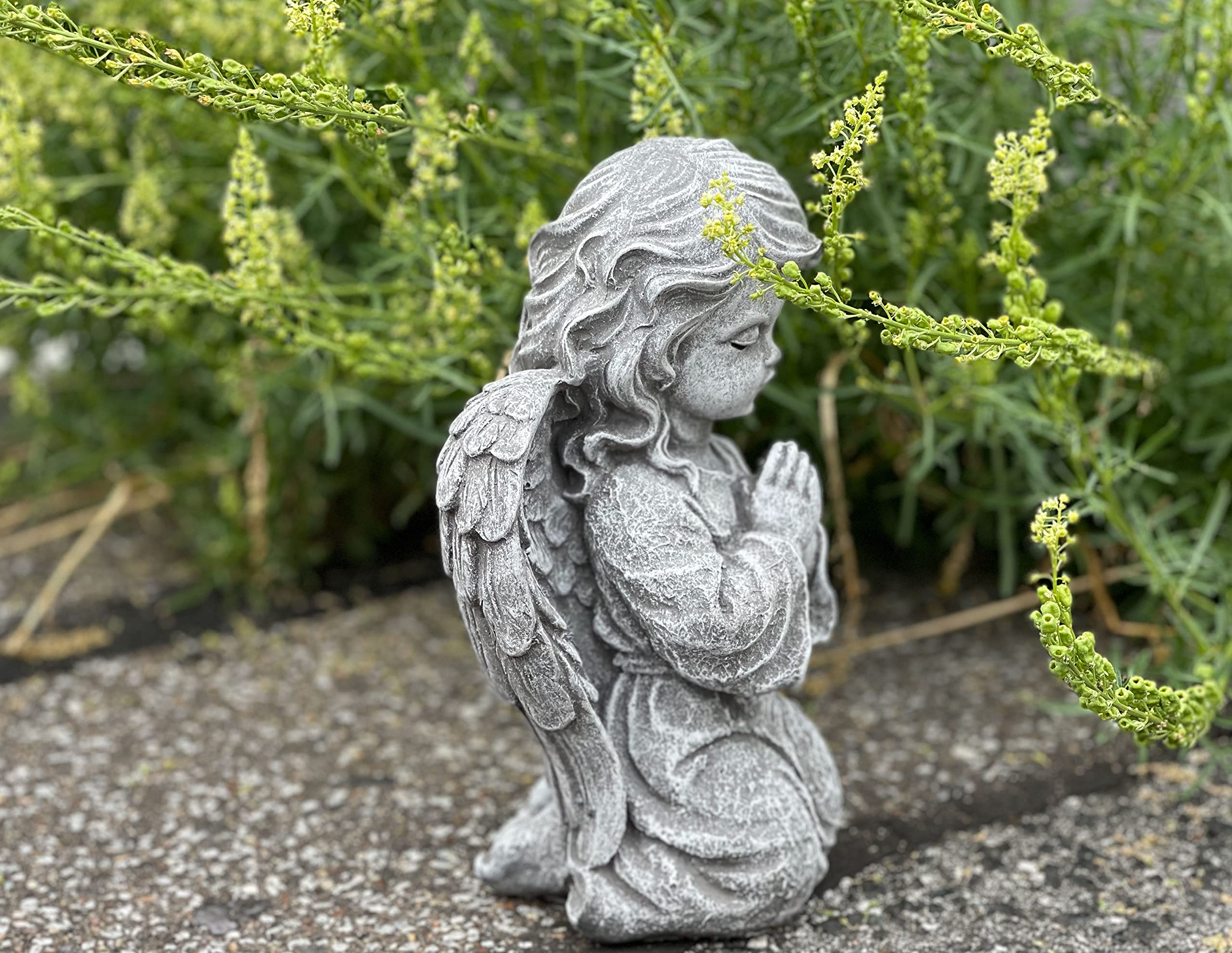 stoneandstyle Steinfigur betender Engel kniend Steinguss frostfest wetterfest