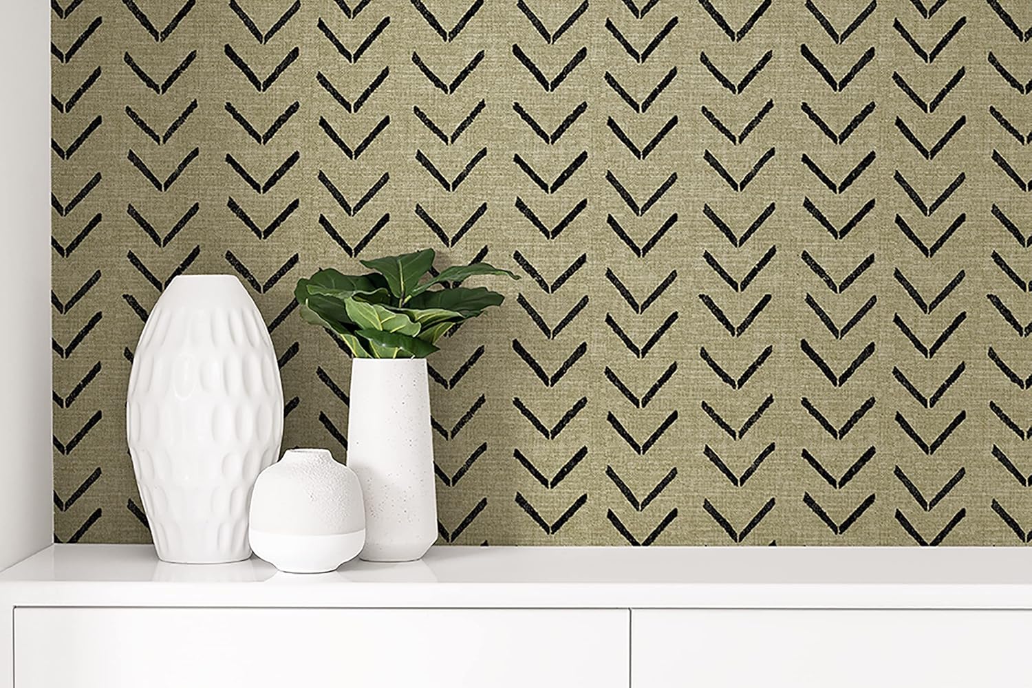 Surface Style Bogolan Sky Geometric Peel and Stick Wallpaper, (Tan/Black)