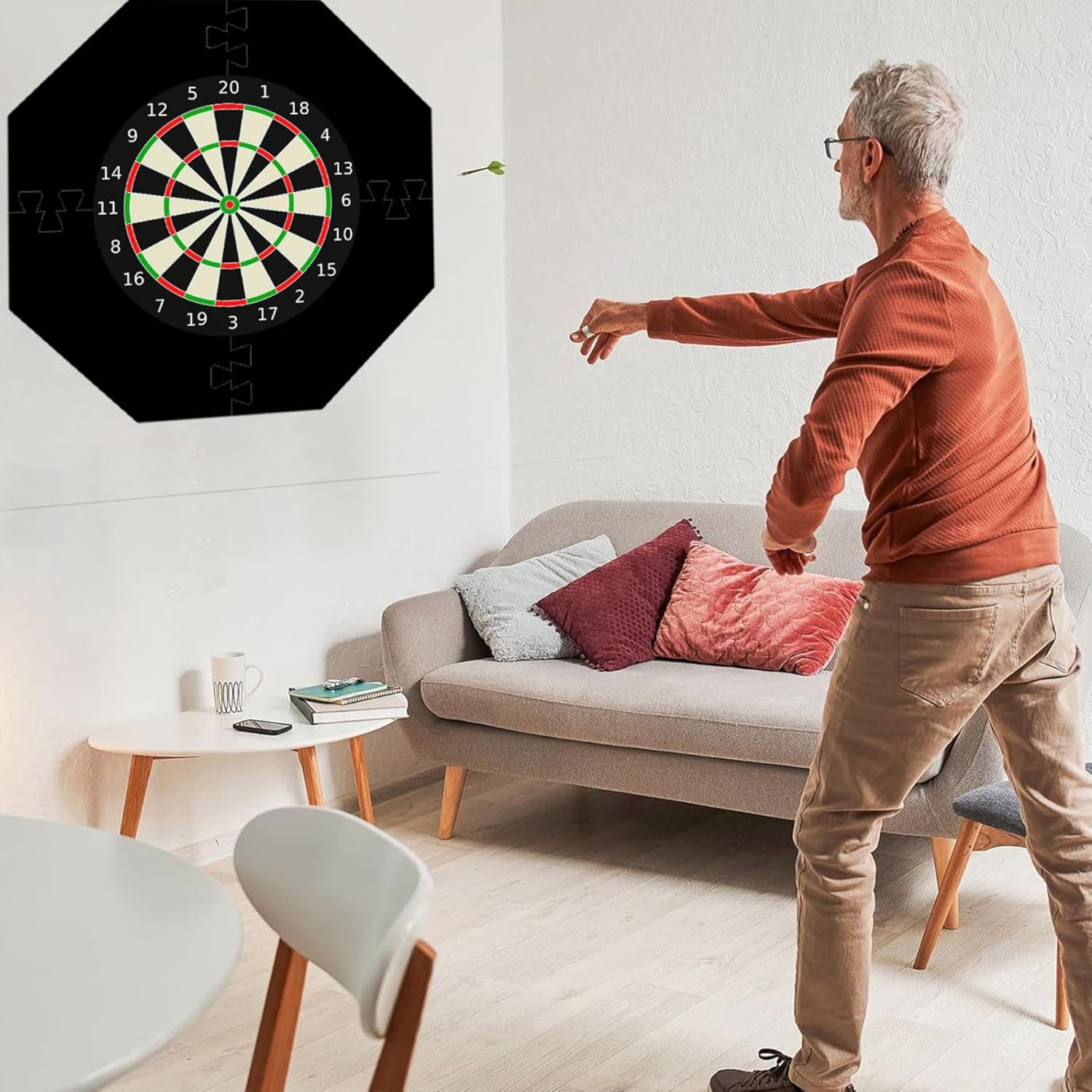 Dartboard Surround EVA Octagonal Darts Board Surround Ring Protective Dartboard Backboard Detachable Black Darts Board Wall Protector for Home, Club, Bar, Utilisation intérieure