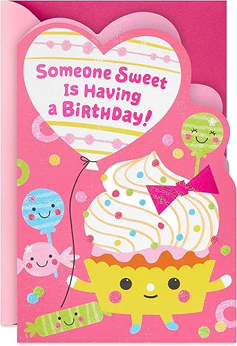 Tarjeta de cumpleaños Hallmark para niñas (con pegatinas de cupcakes y dulces)