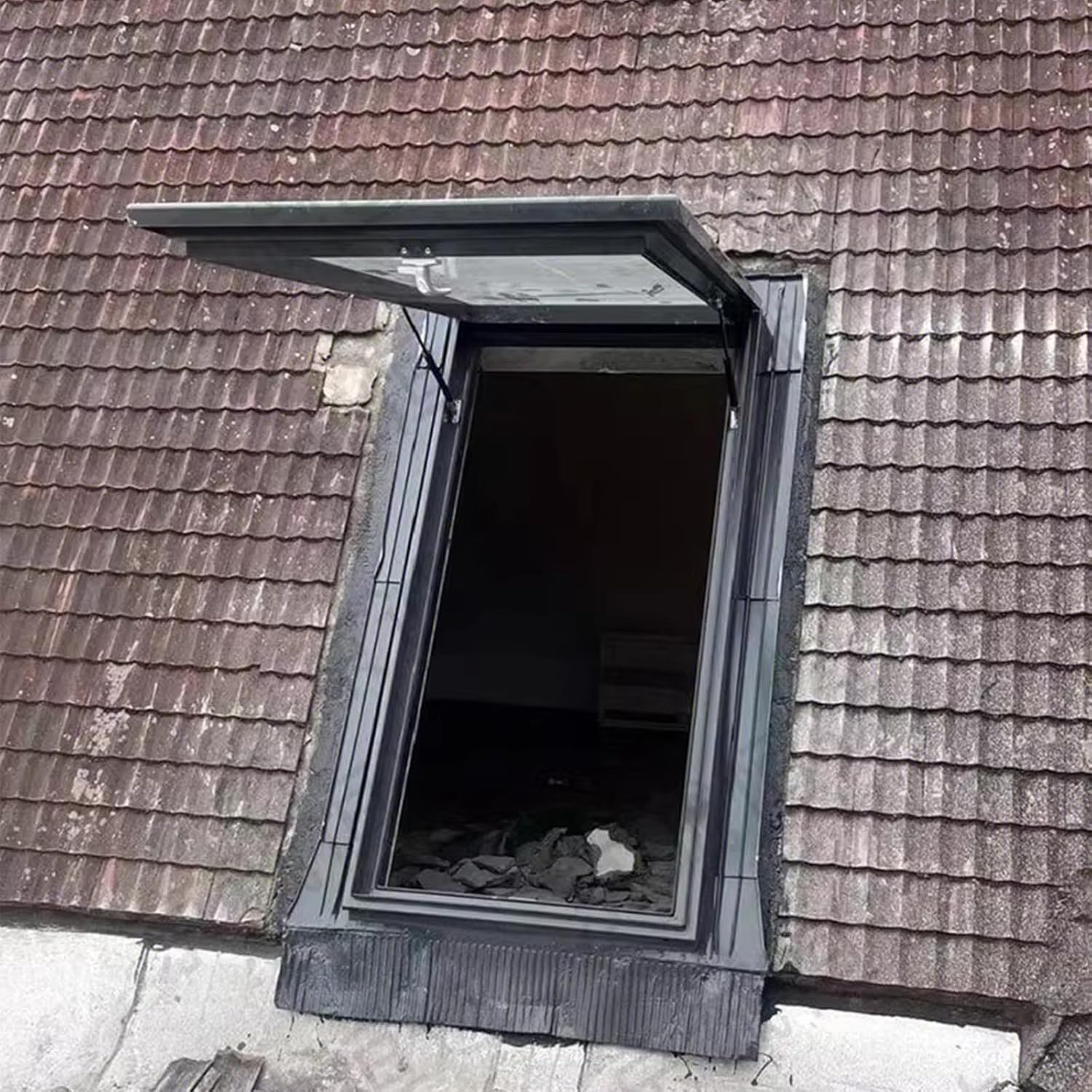 Juskaqzyi One Color Skylight Manual Skylight Window Skylights For House Roof Aluminum Alloy Frame Roof Skylight For Home Sun Room Attic(78 * 118Cm)