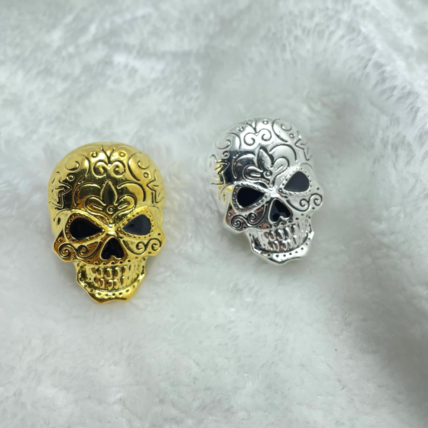 2Pcs Engraved Floral Scrollwork Gothic Skull Brooch, Enamel Lapel Pins for Backpack Hat Bag Jacket Coat, Unique Cool Jewelry Gifts for Men and Women - Image 3