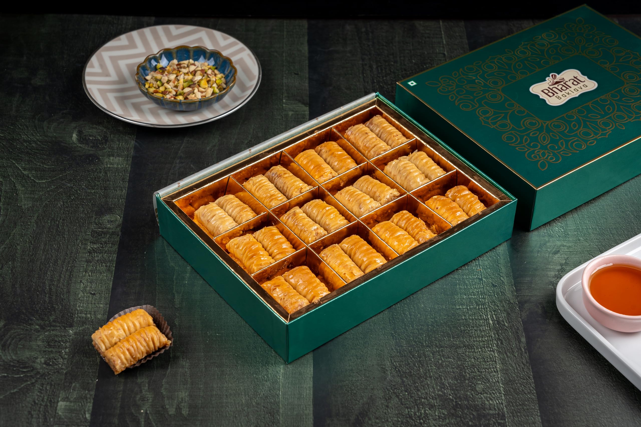 Bharat Baklava Finger Baklava Dough Finger Rolled with Cashew Powder | Cow Ghee and Honey Baklava Box (250 g)