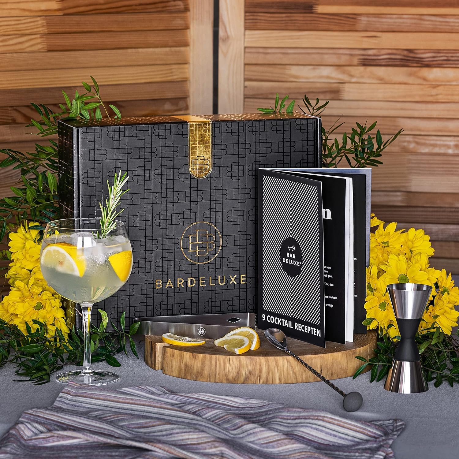 BarDeluxe BOSTON-SILVER1 Boston Shaker 5-częściowy zestaw barmanów, zestaw do koktajli – 750 ml, zestaw do koktajli ze stali nierdzewnej, akcesoria do koktajli – luksusowy zestaw prezentowy, torba i książka z przepisami (srebrny)