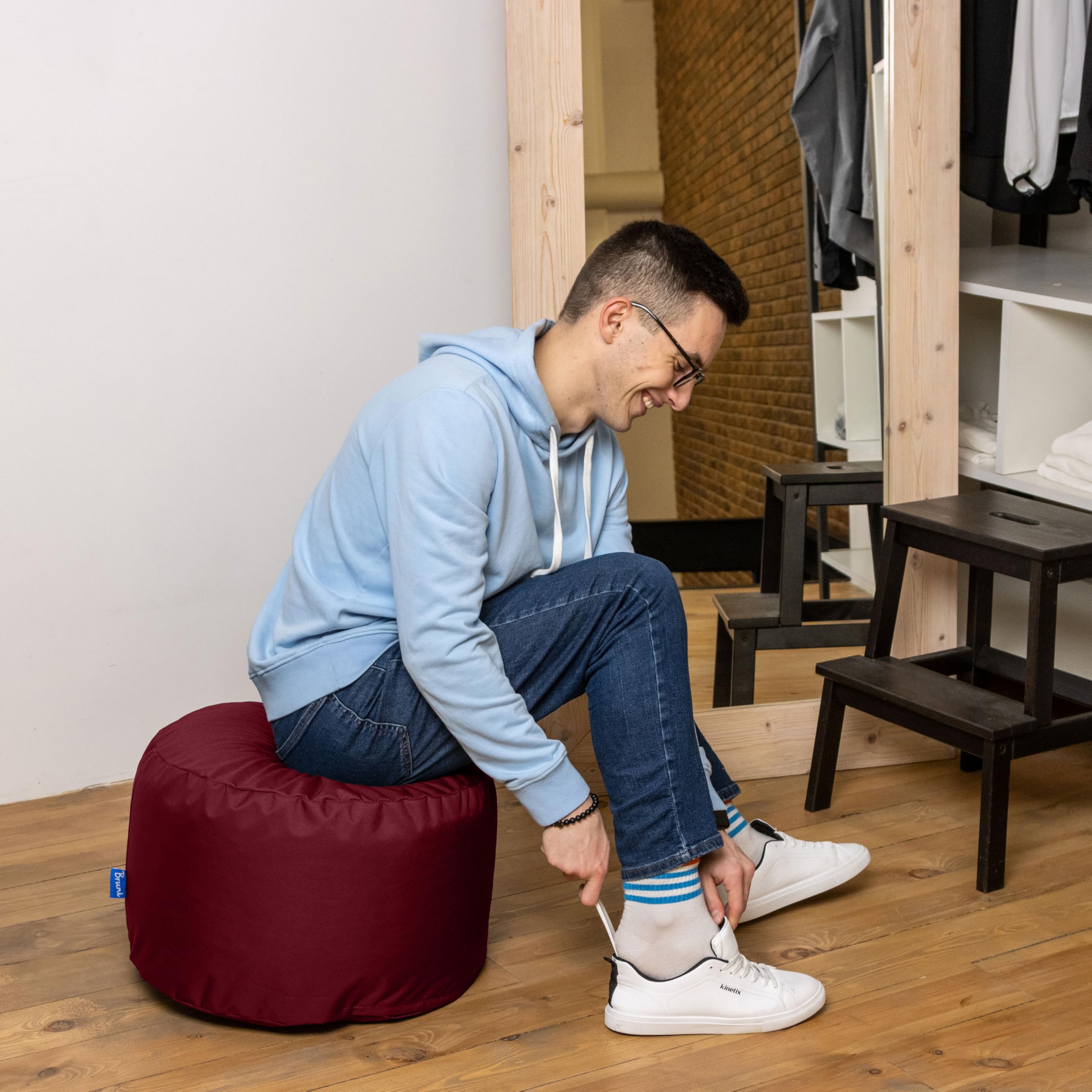 Bruni Pouf Rotondo L Bordeaux – Pouf poggiapiedi per interni ed esterni, Sgabello a sacco con imbottitura in perle EPS, Cuscino rotondo da Yoga e meditazione, Fodera lavabile