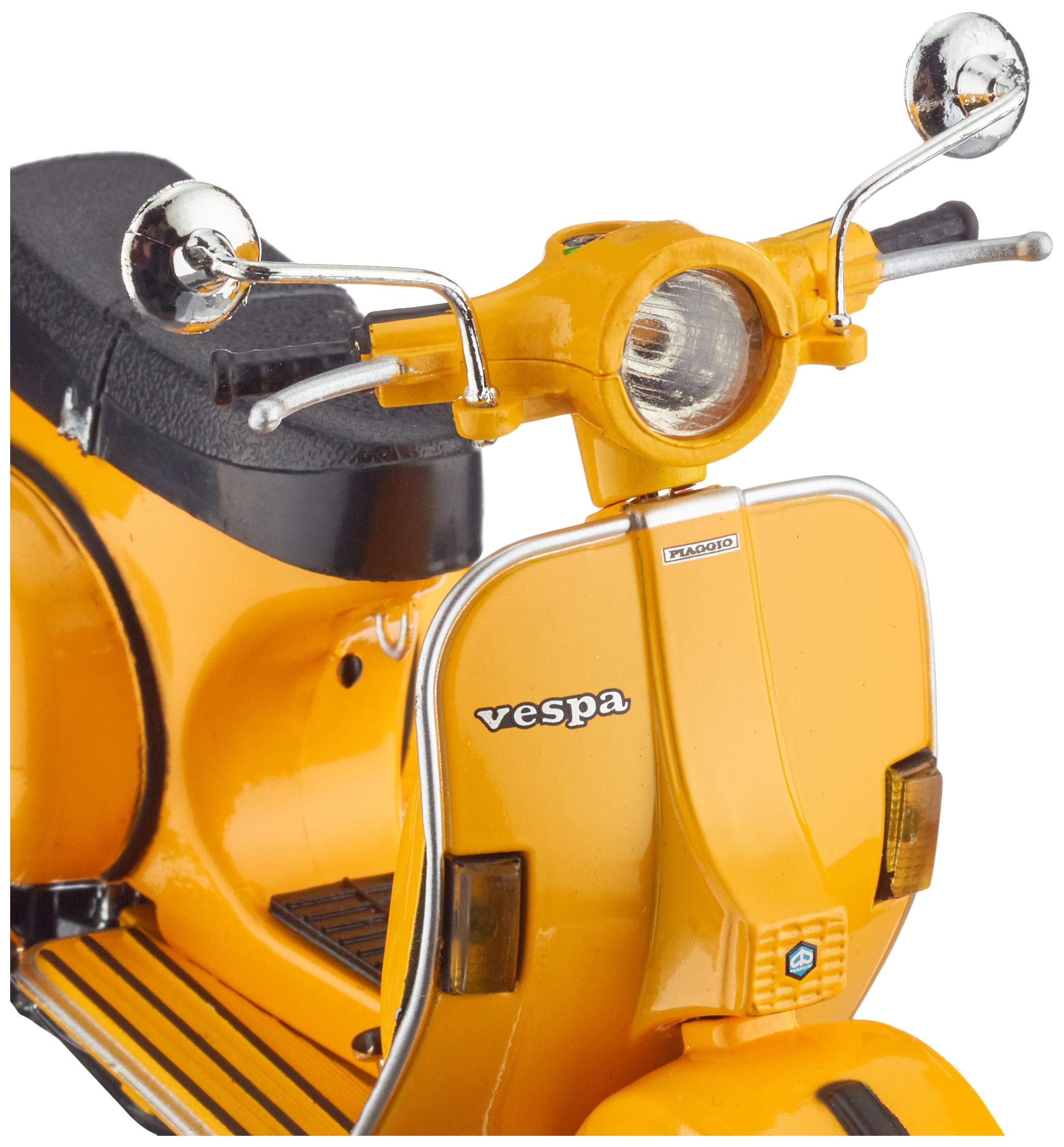 Vespa P200 del Scooter Model 1:12 Scale by Newray (Yellow