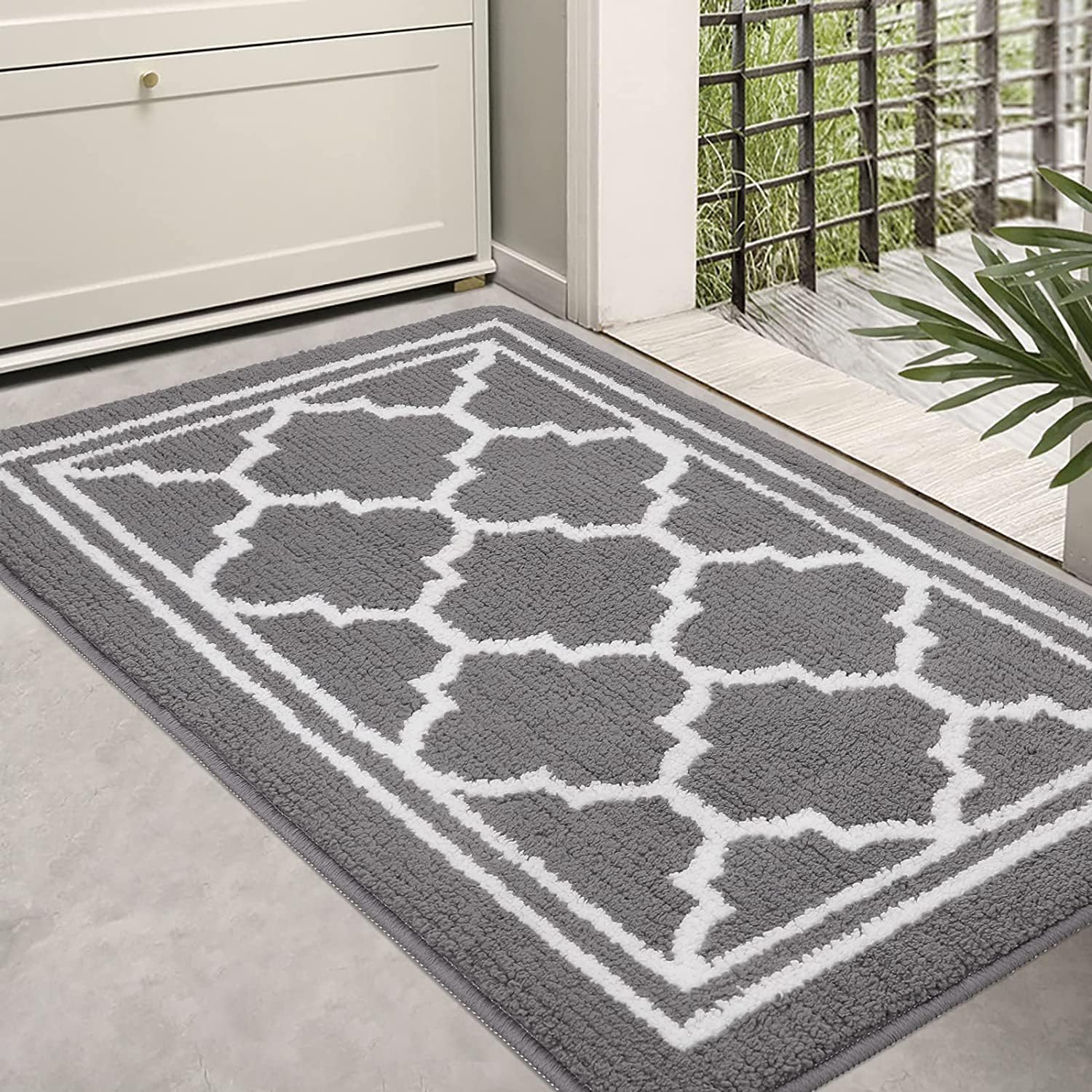 Homaxy Washable Door Mats Indoor, Dirt Trapper Mat Absorbent Non-Slip Low Profile Doormat for Entrance, Inside, Kitchen, Front Back Door, Pets and Dogs— 60 x 90 cm, Grey