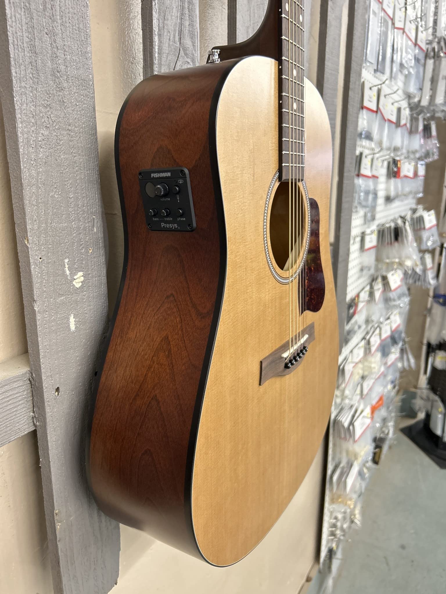 Amazon | Seagull 6弦アコースティックギター 右 ナチュラル フル