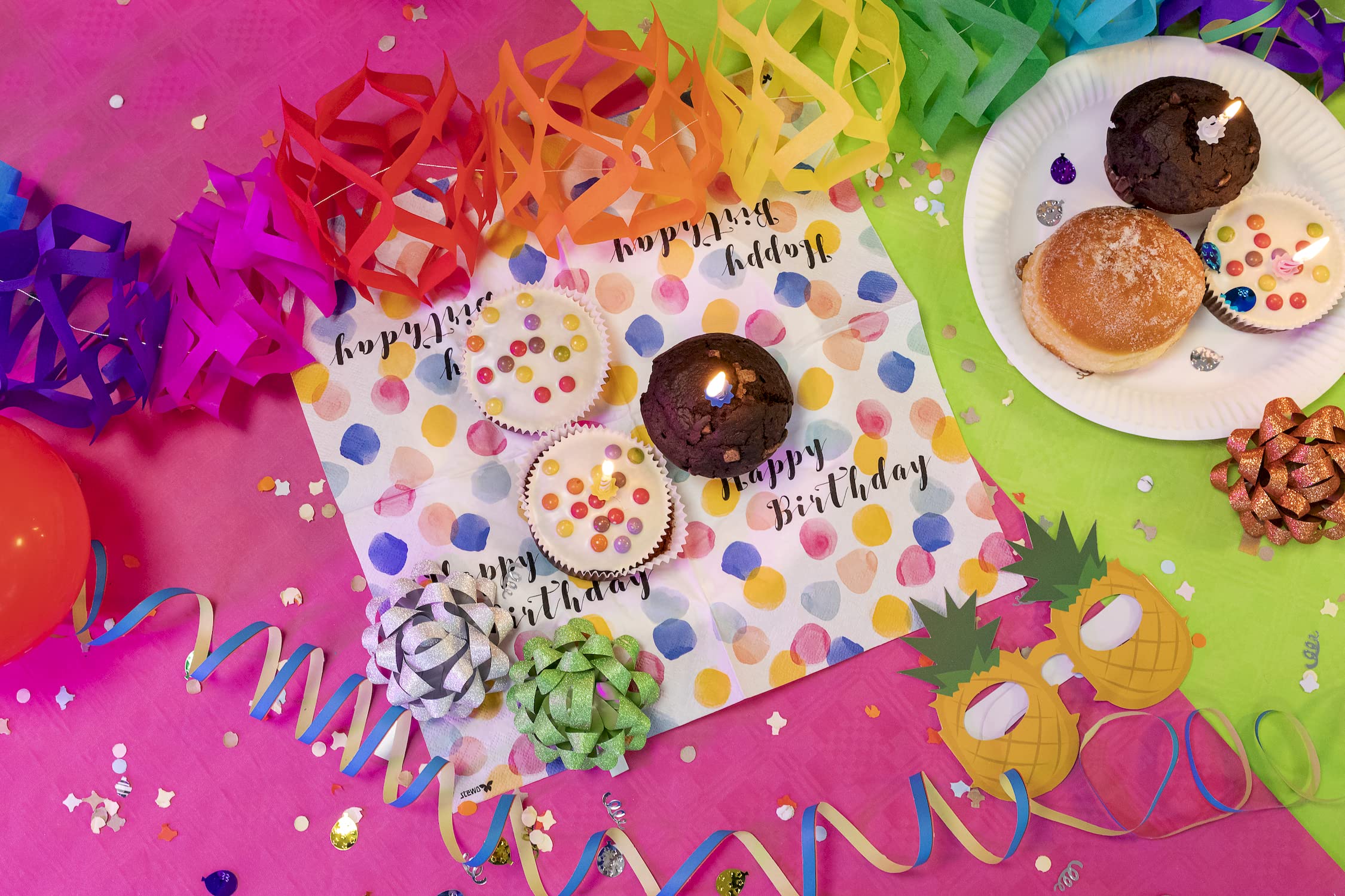 Idena 8270076 Confetti 50g, Mehrfarbig