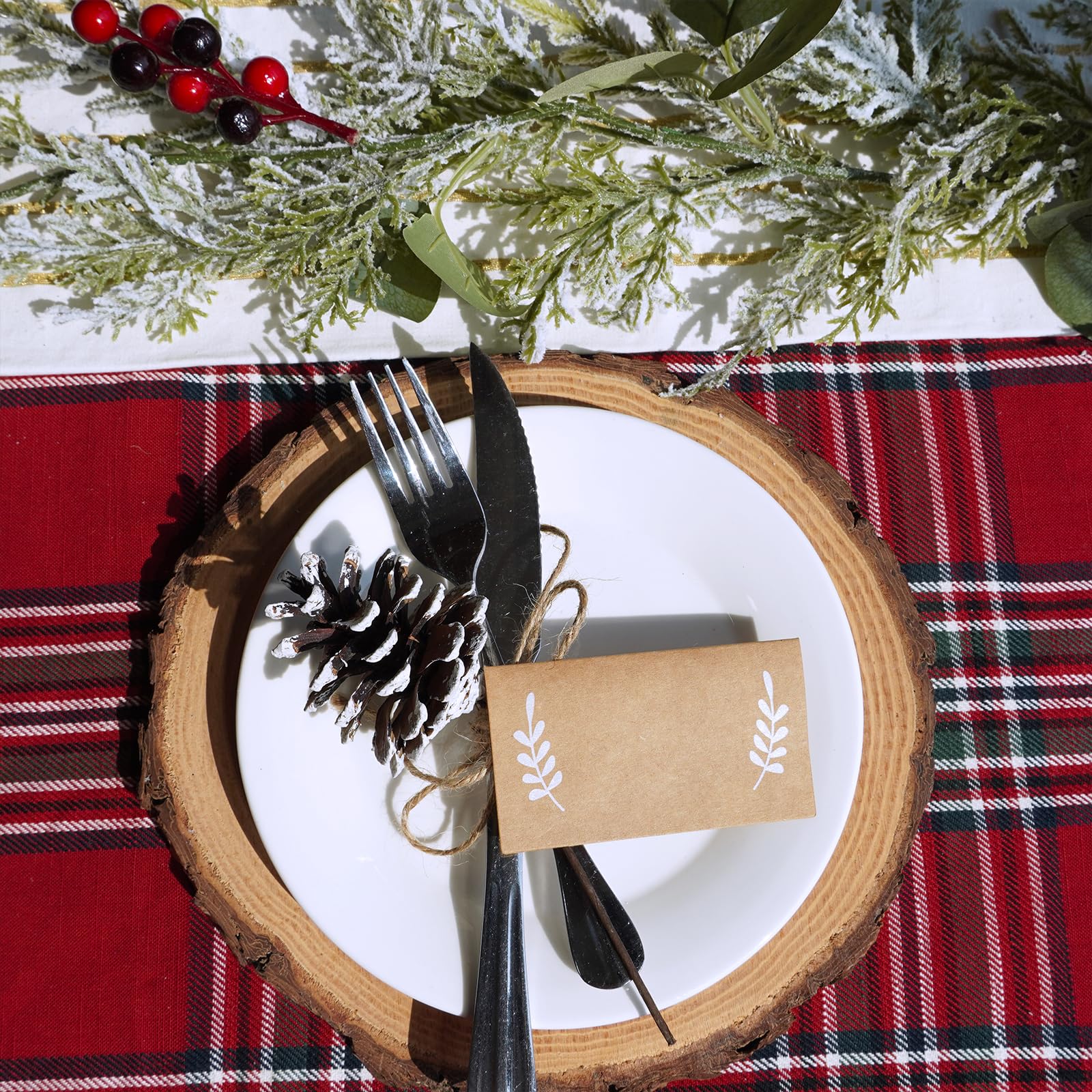 Winlyn 20 púas de piña naturales esmeriladas, adornos de piña con punta blanca con tallos con alambre de 6.9 pulgadas de alto para árbol de Navidad, arreglos florales, manualidades, corona, decoración