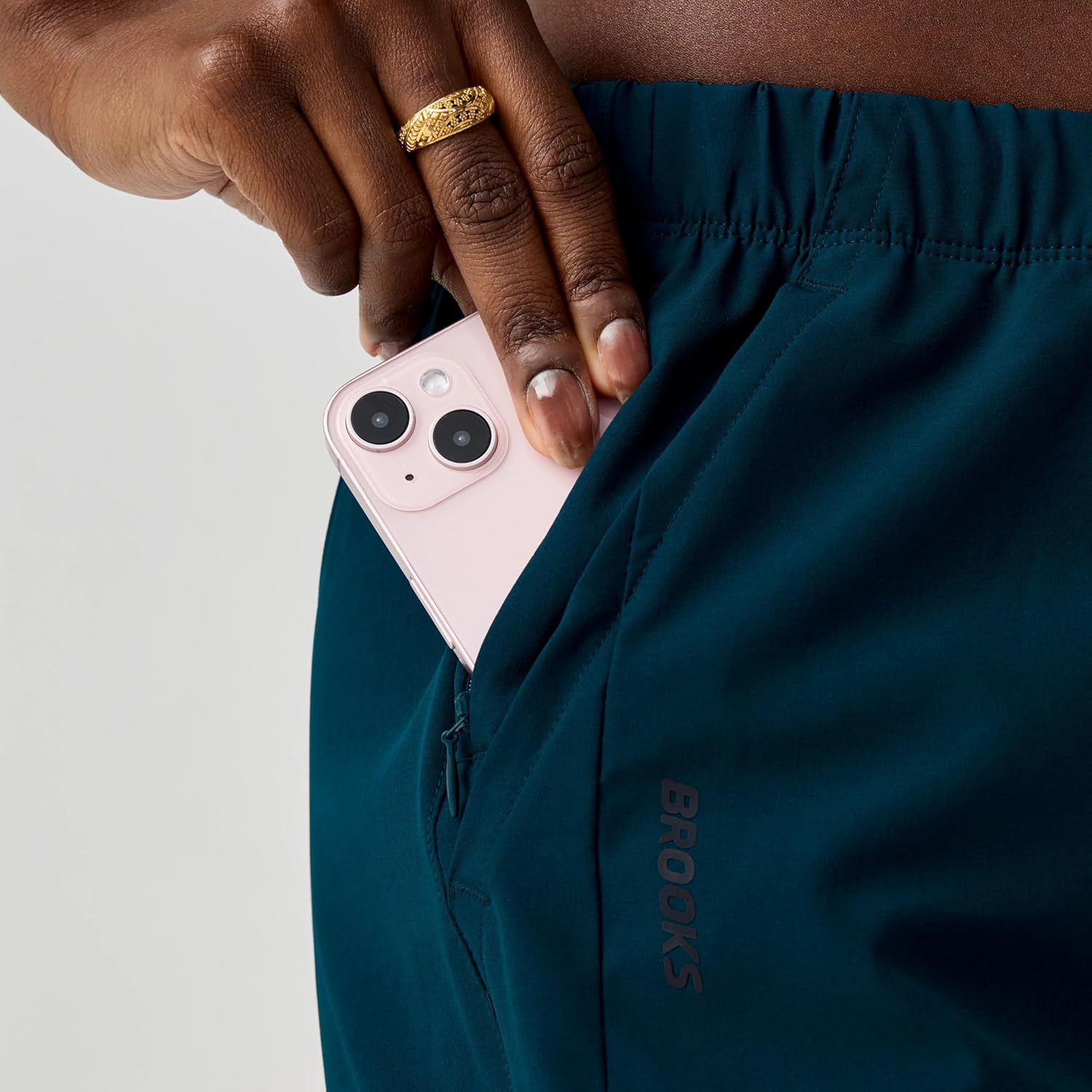 Brooks Women’s Canopy Pant, Water-Resistant Running Pants with UPF 50+ Sun Protection, 4-Way Stretch & Reflective Details