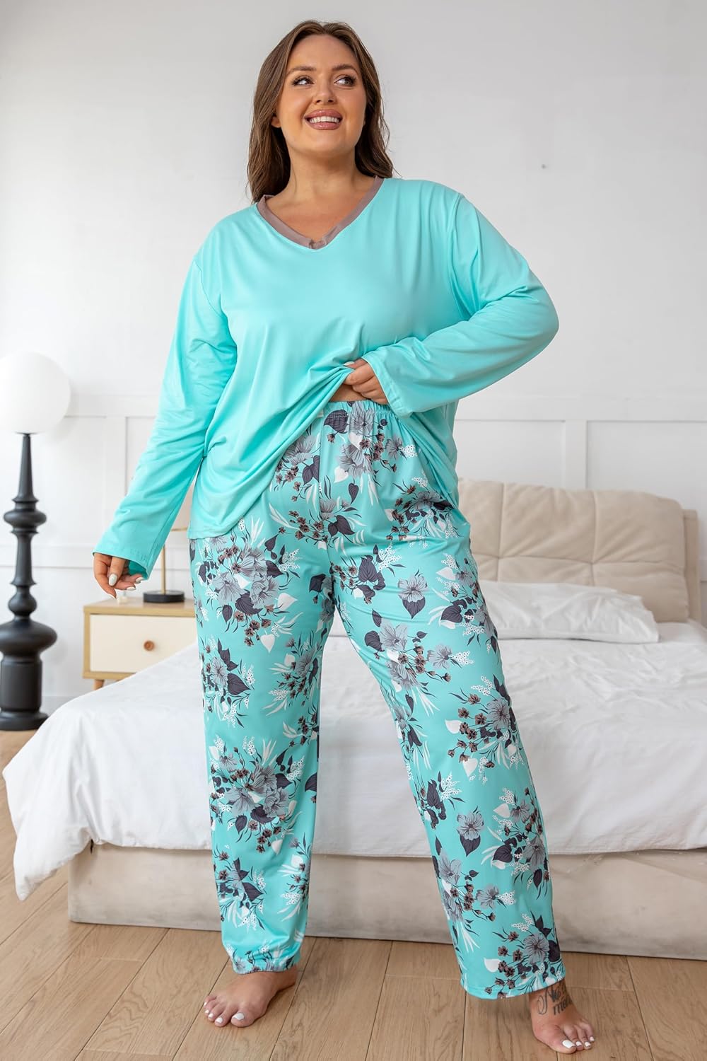 Vozanet Women Plus Size Pajama Sets Sexy V Neck Long Sleeve Long Pants Sleepwear Elegant Floral Pattern Jammies Size XL to 5X - Image 3