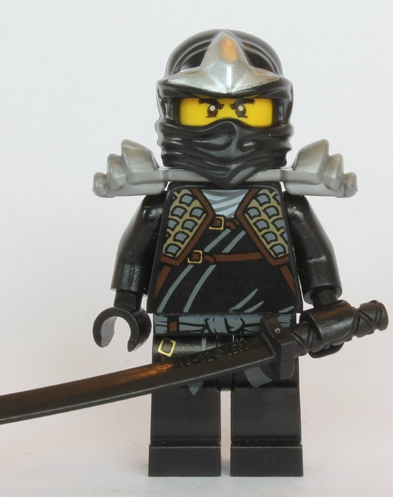 LEGO Ninjago - Cole ZX with Armor and Sword (Shamshir