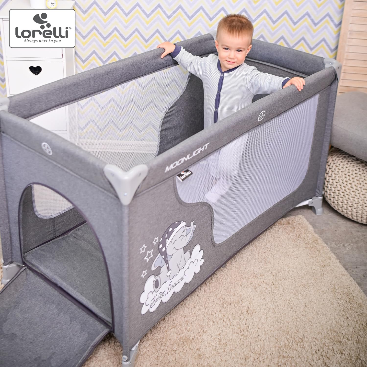 Lorelli Babybett und Laufstall Moonlight 2 in 1 mit Seiteneingang, Kinderbett ab Geburt bis 15 kg, Baby Reisebett, faltbar inkl. Transporttasche, braun
